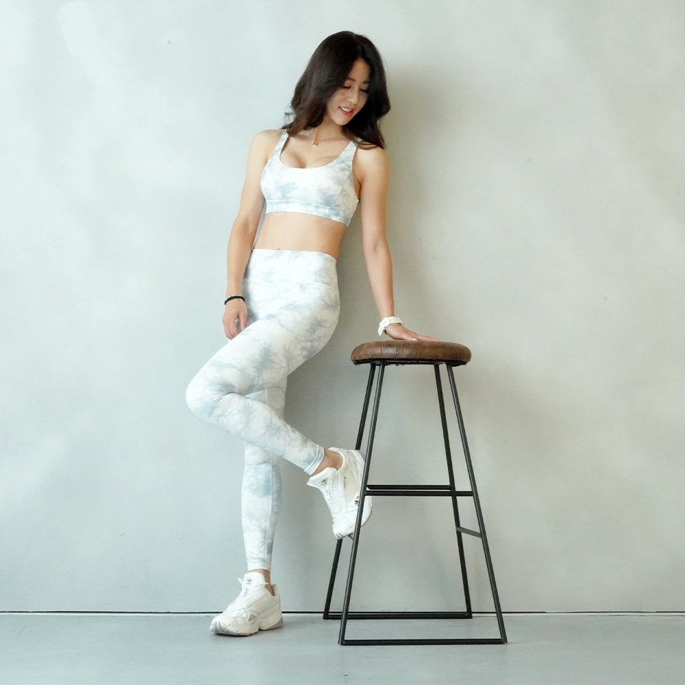 美麗飛高腰超彈棉感渲染九分提臀褲 - (奶茶色) / (天空白)