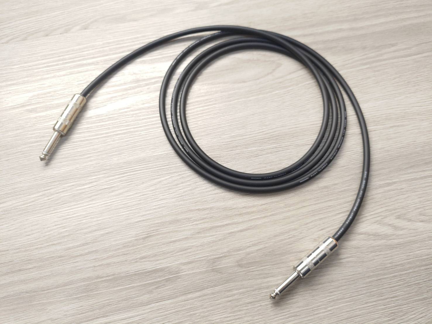 吉他/BASS導線=[MOGAMI/2524]+[SWITCHCRAFT/TS+TS-L]