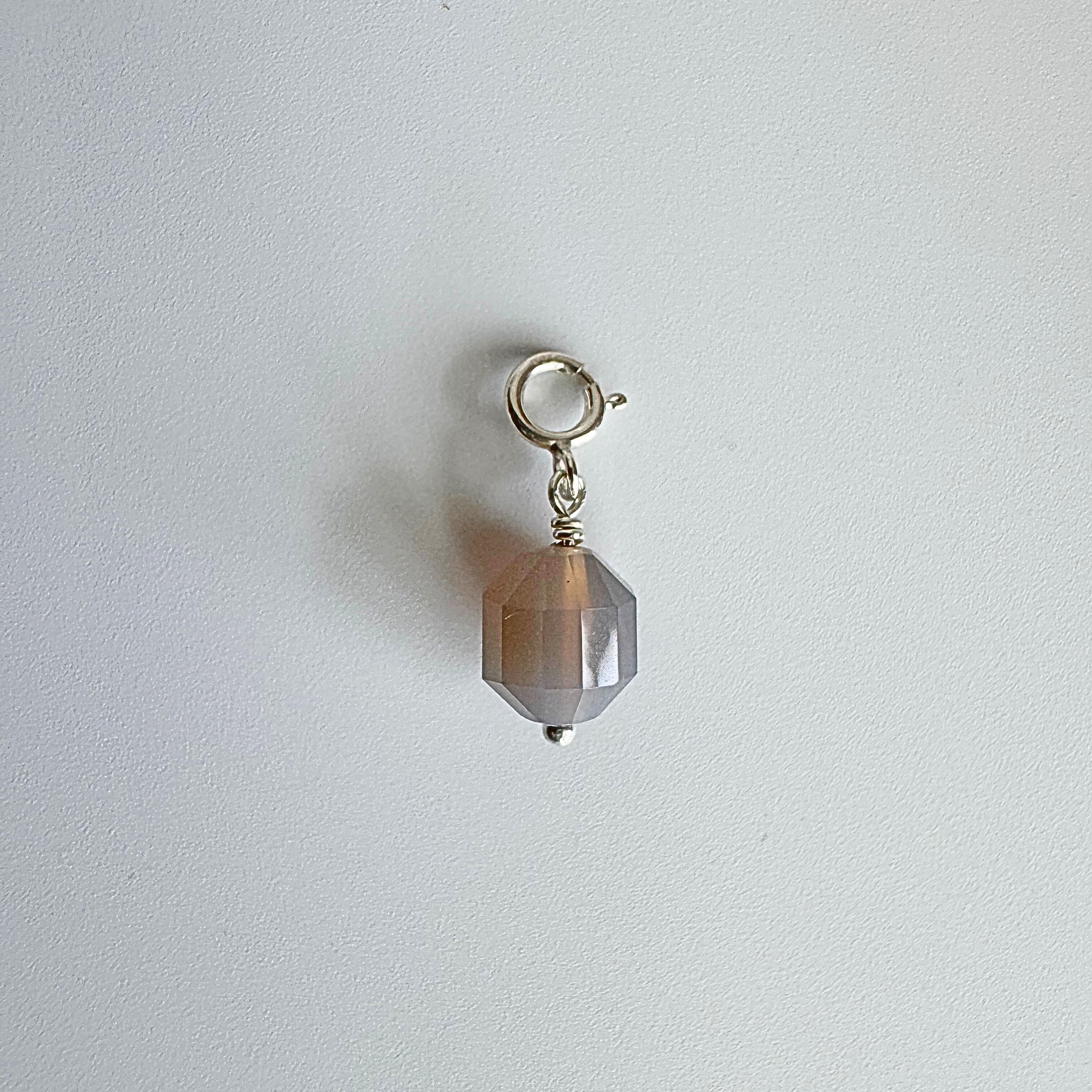 Grey Serenity 墜飾