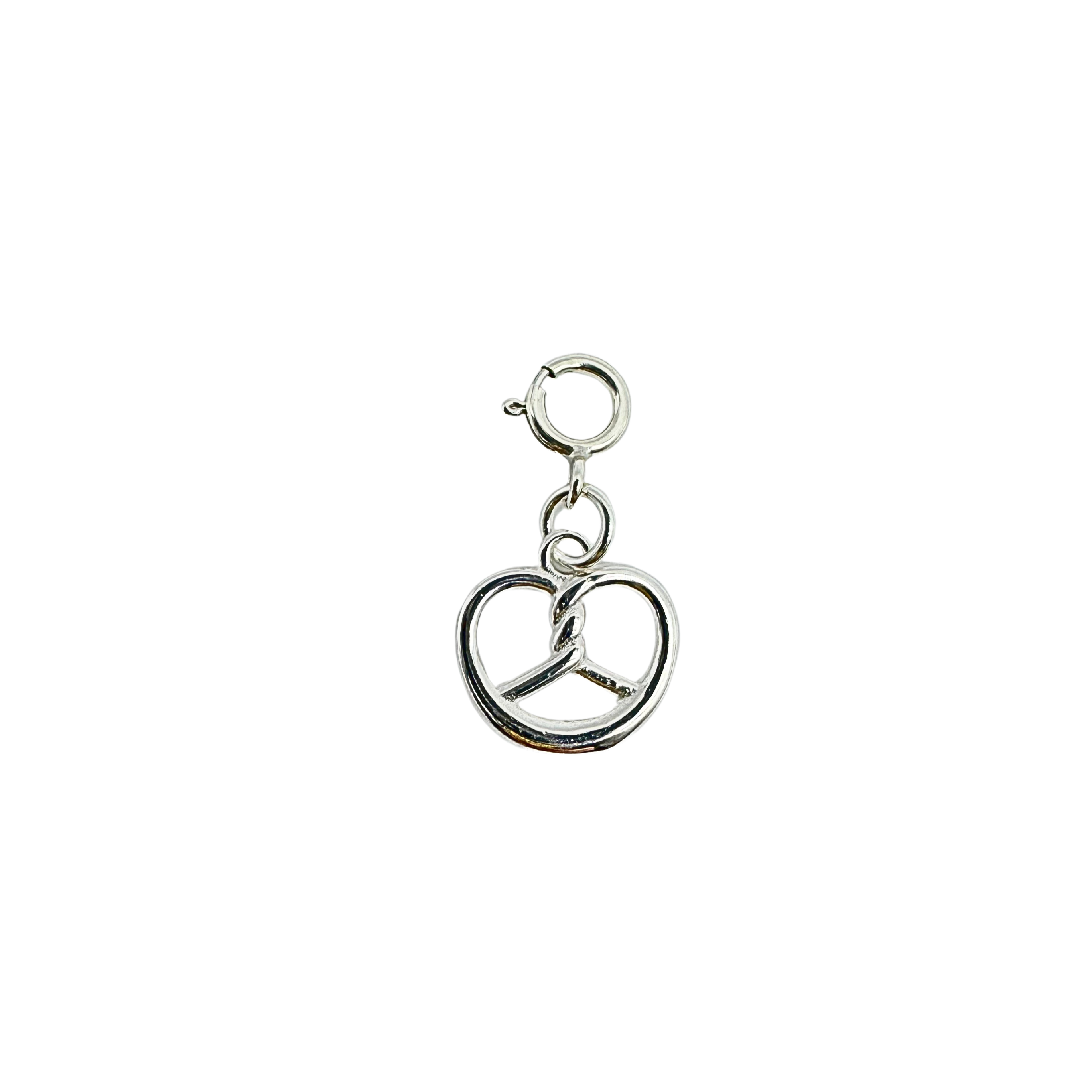 Pretzel Hug 鹽之擁抱 Pretzel Hug 鹽之擁抱