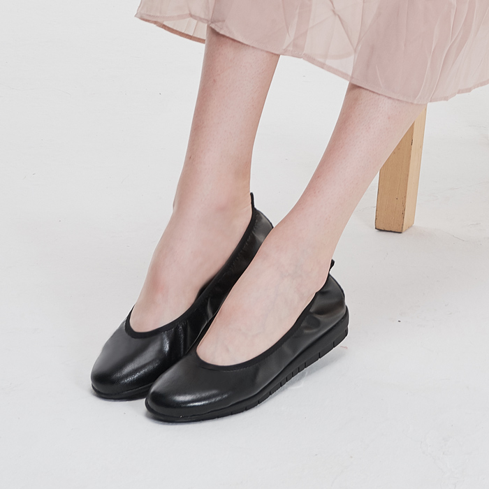 karine(MIT台灣製)全真皮素面厚底娃娃鞋-黑色