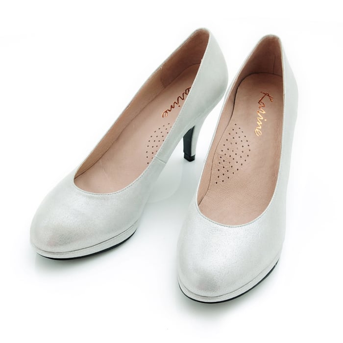 karine(MIT台灣製)全真皮百搭素面高跟鞋-冰雪