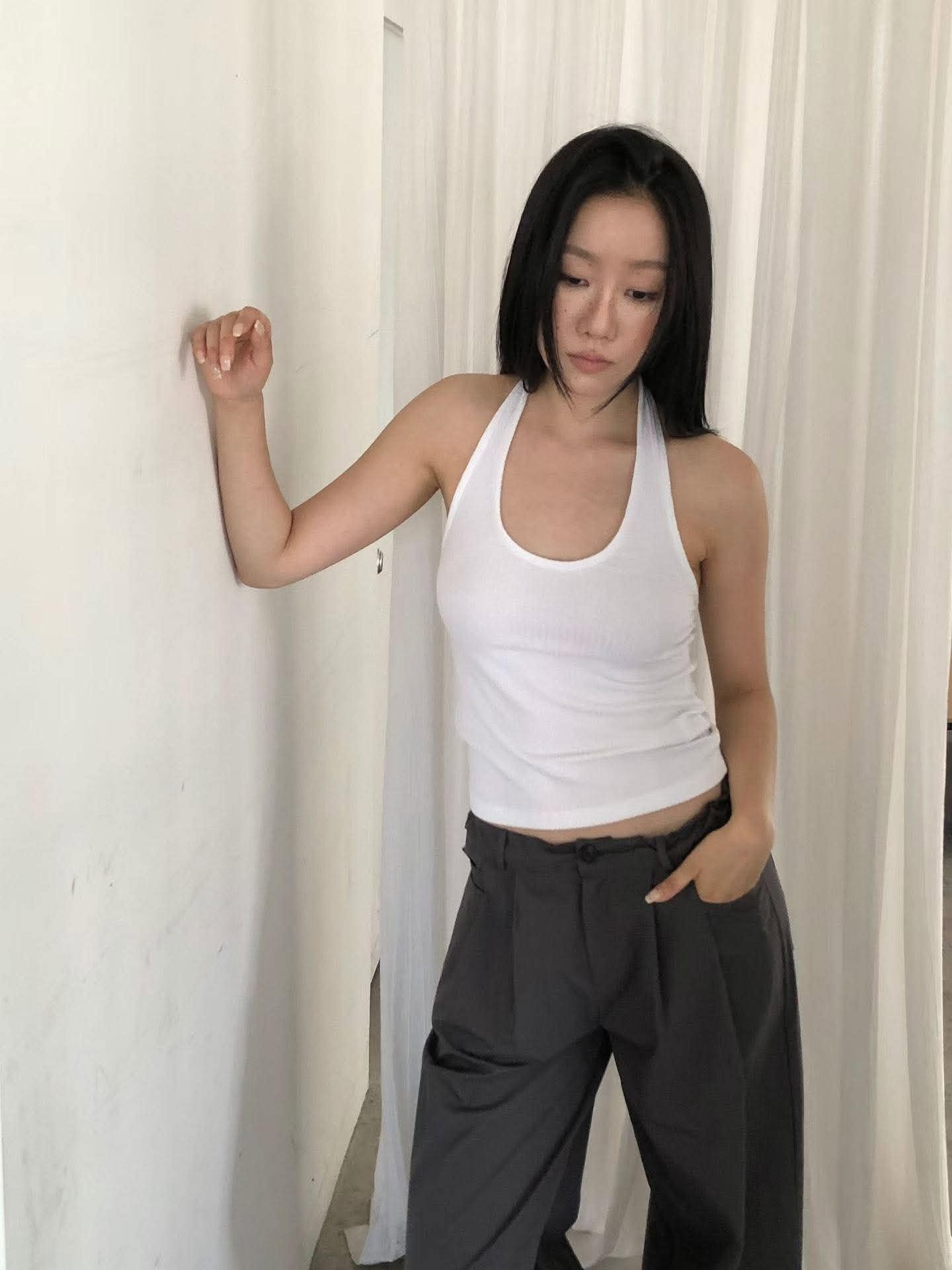微辣感繞頸背心 ( 3色 / 現貨 ) 微辣感繞頸背心 ( 3色 / 現貨 )