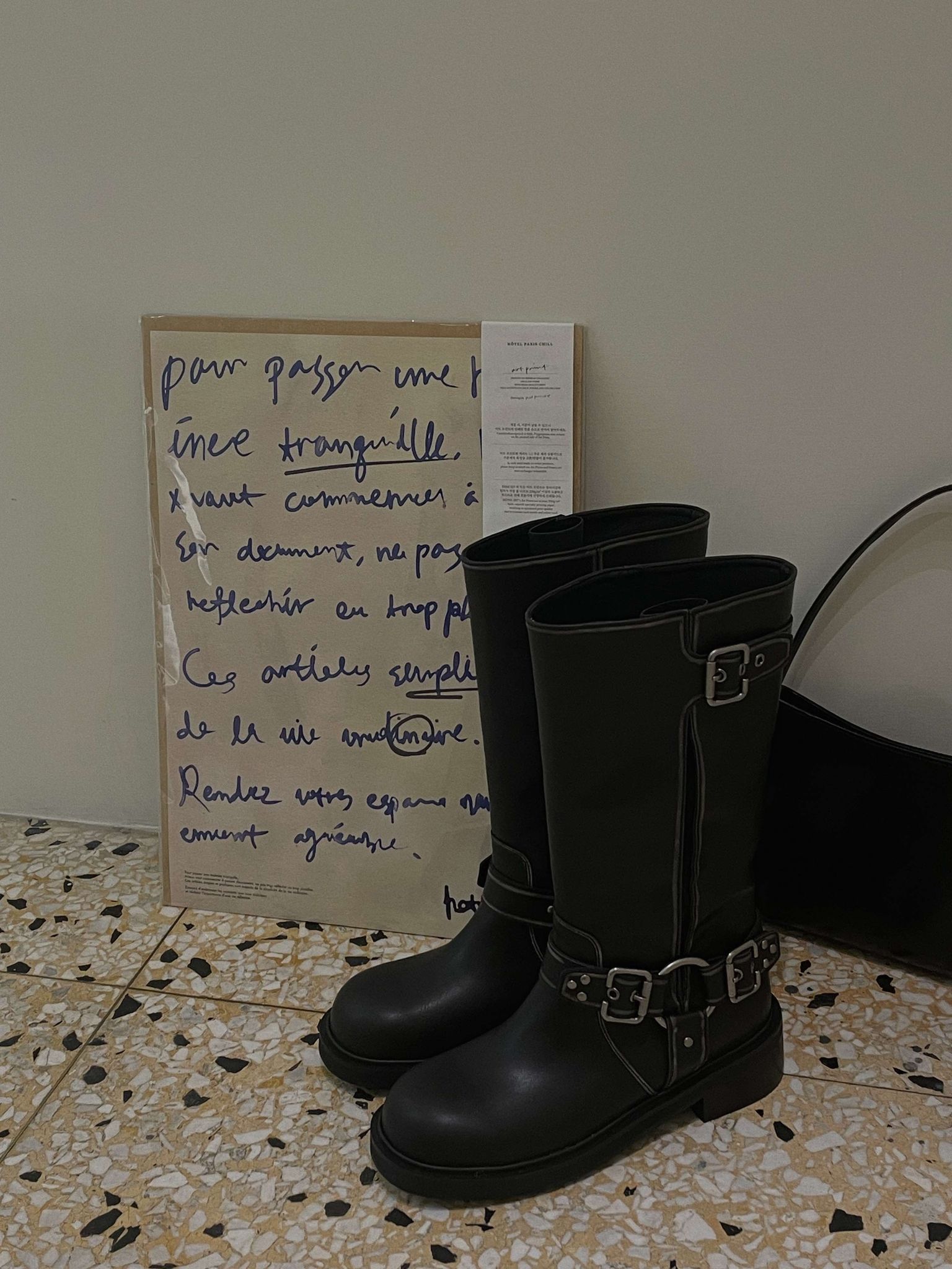 仿舊感釦環中筒靴