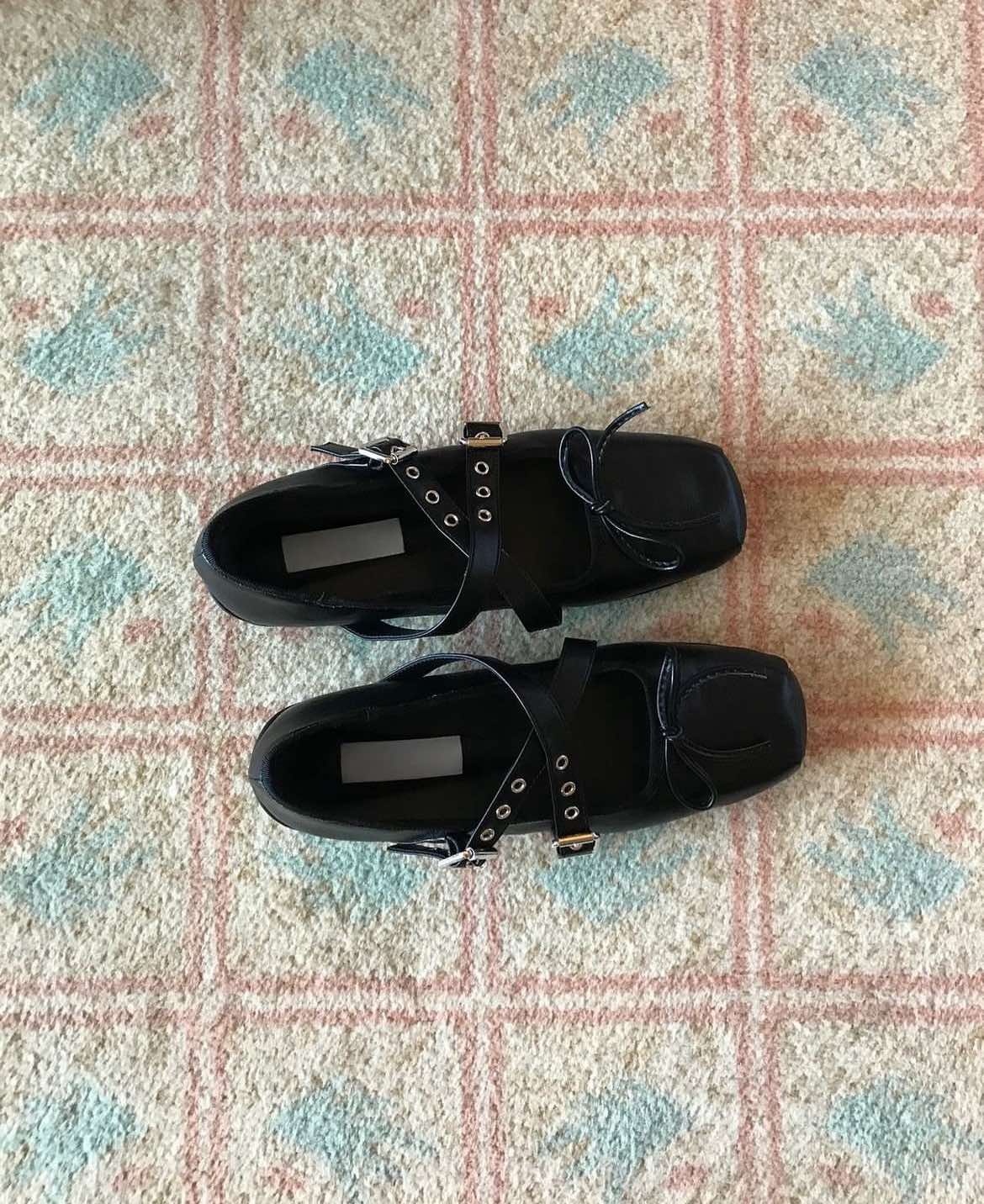 交叉帶芭蕾舞鞋