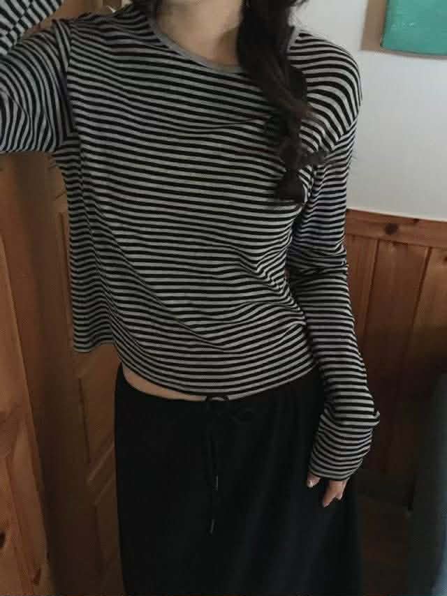 配色圓領條紋上衣 ( 4色 )