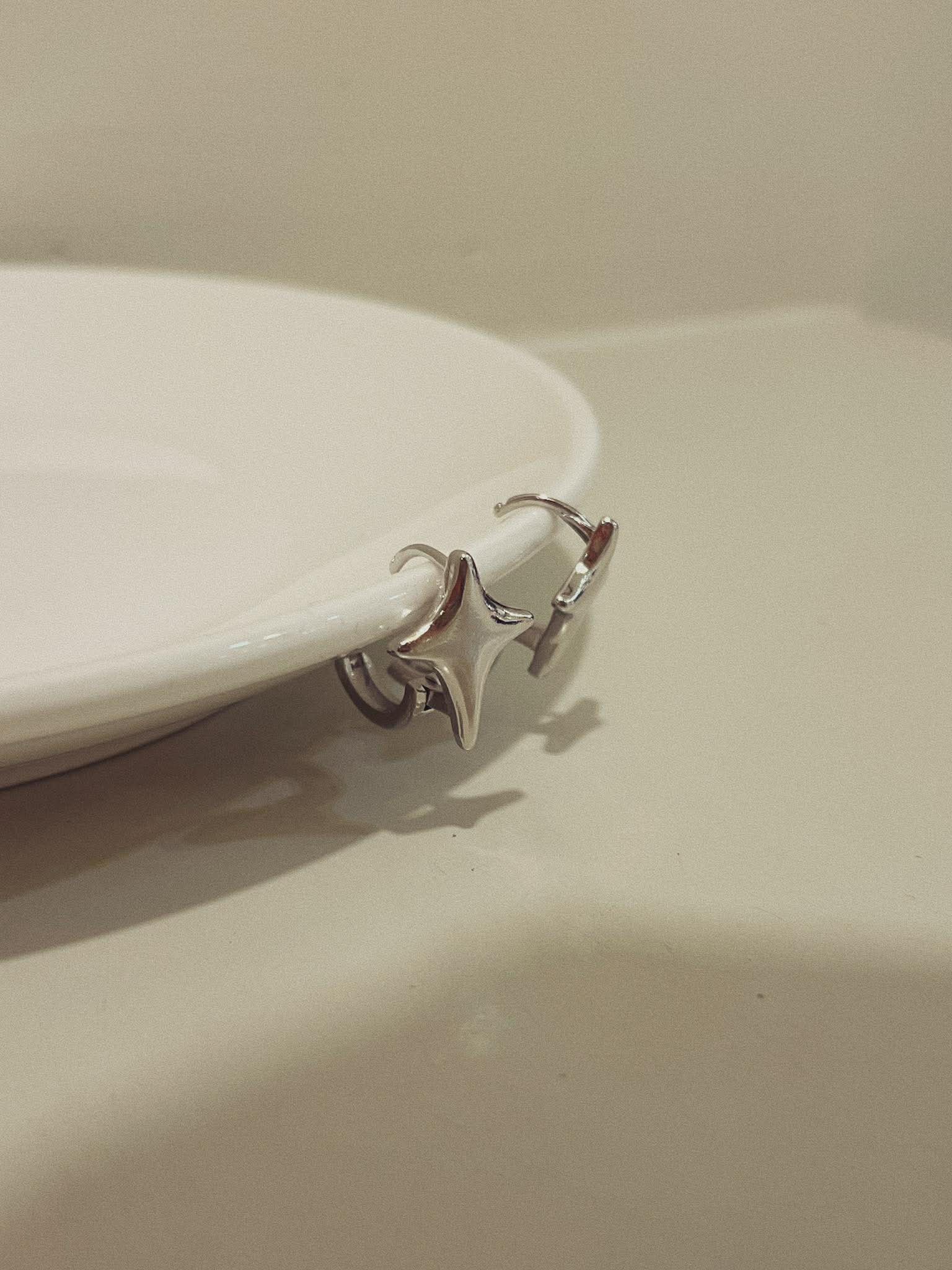 星芒耳環 ( 2色 )