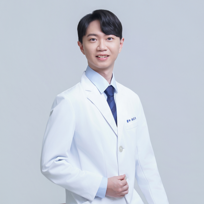 楊鎧伍 醫師｜攝護腺手術專家