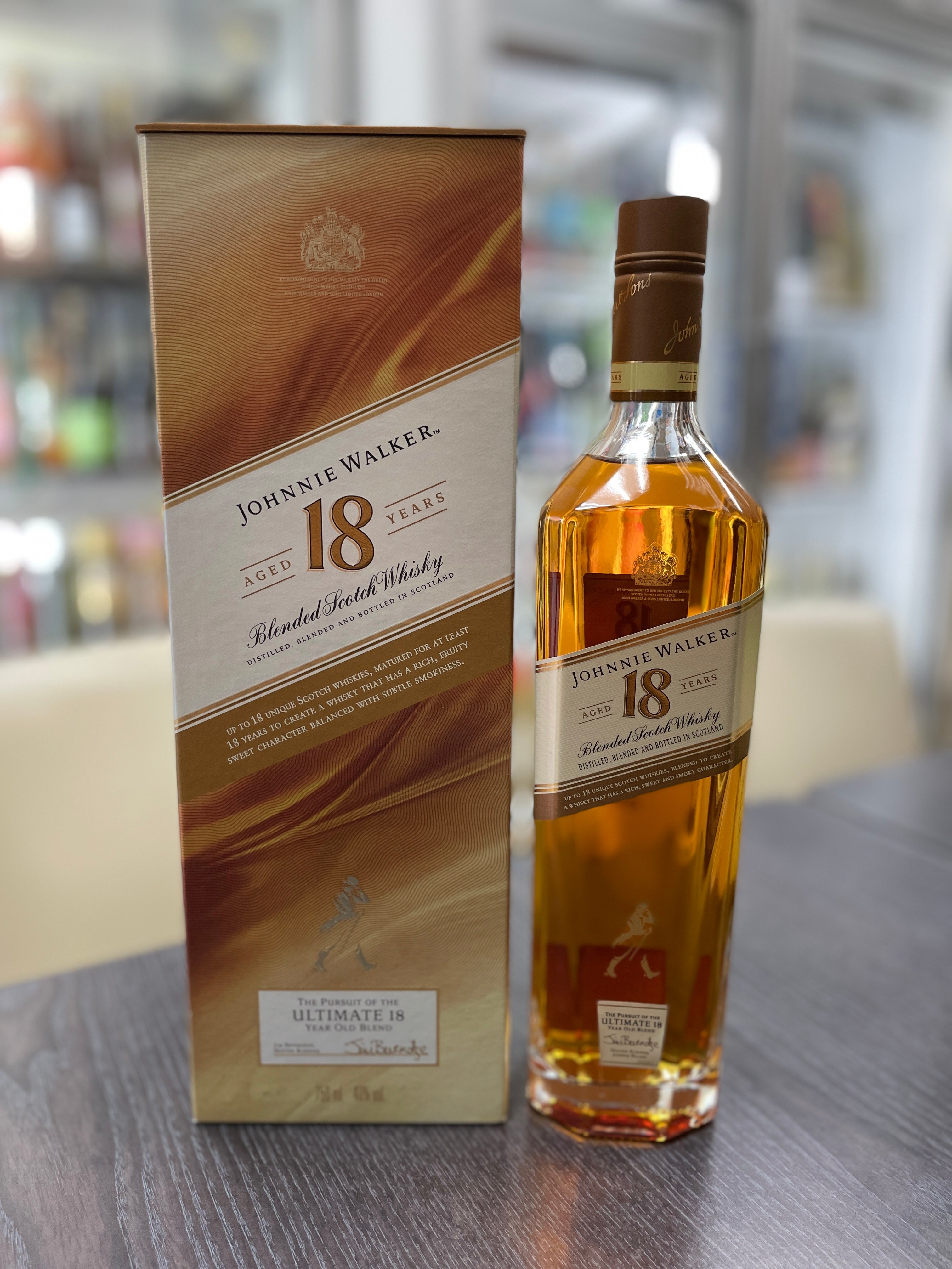 JOHNNIE WALKER 18Y  約翰走路 18年750ml