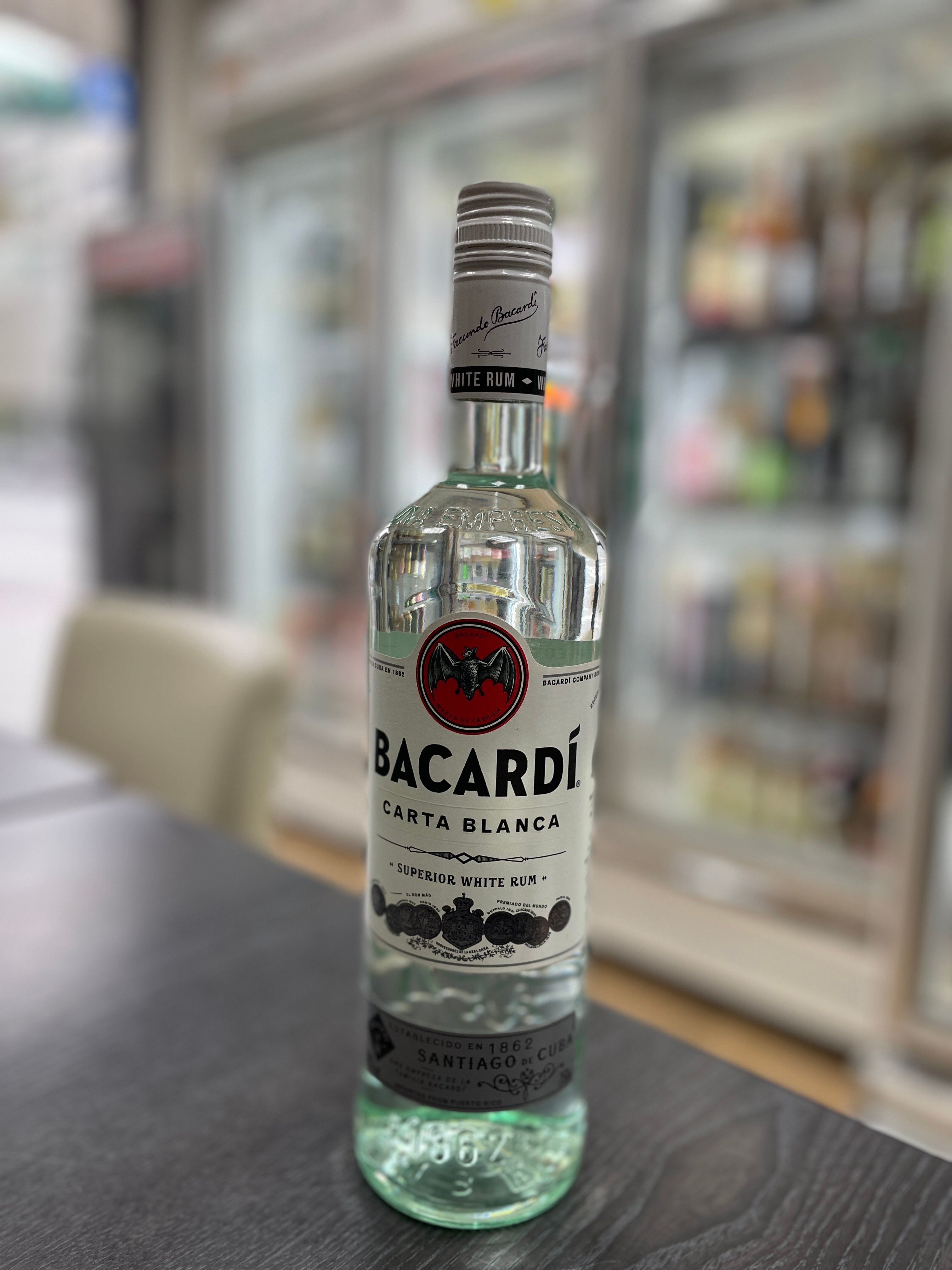 BACARDI  RUM  百家得 LIGHT蘭姆酒 750ml