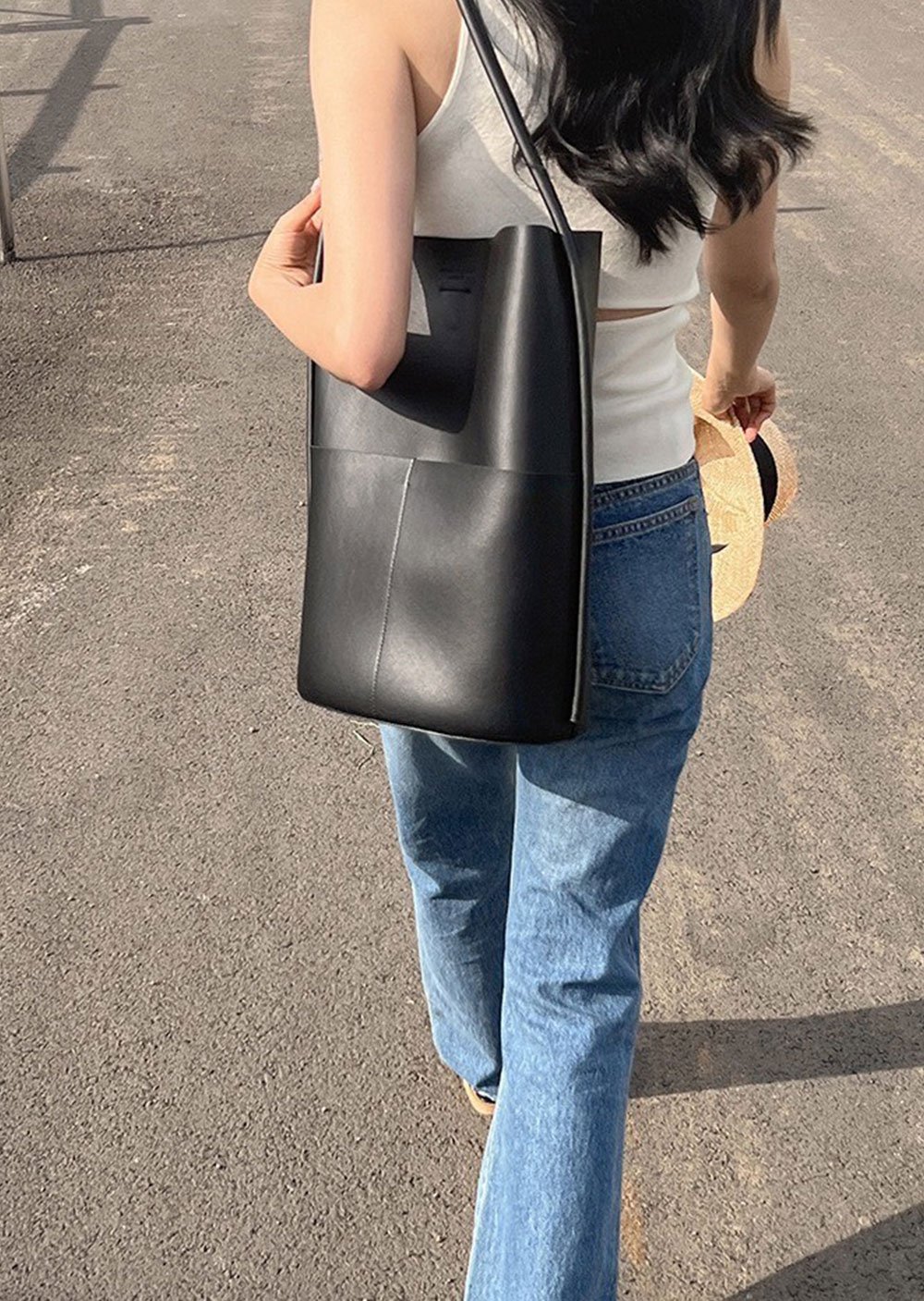 極簡大容量肩背包(真皮)