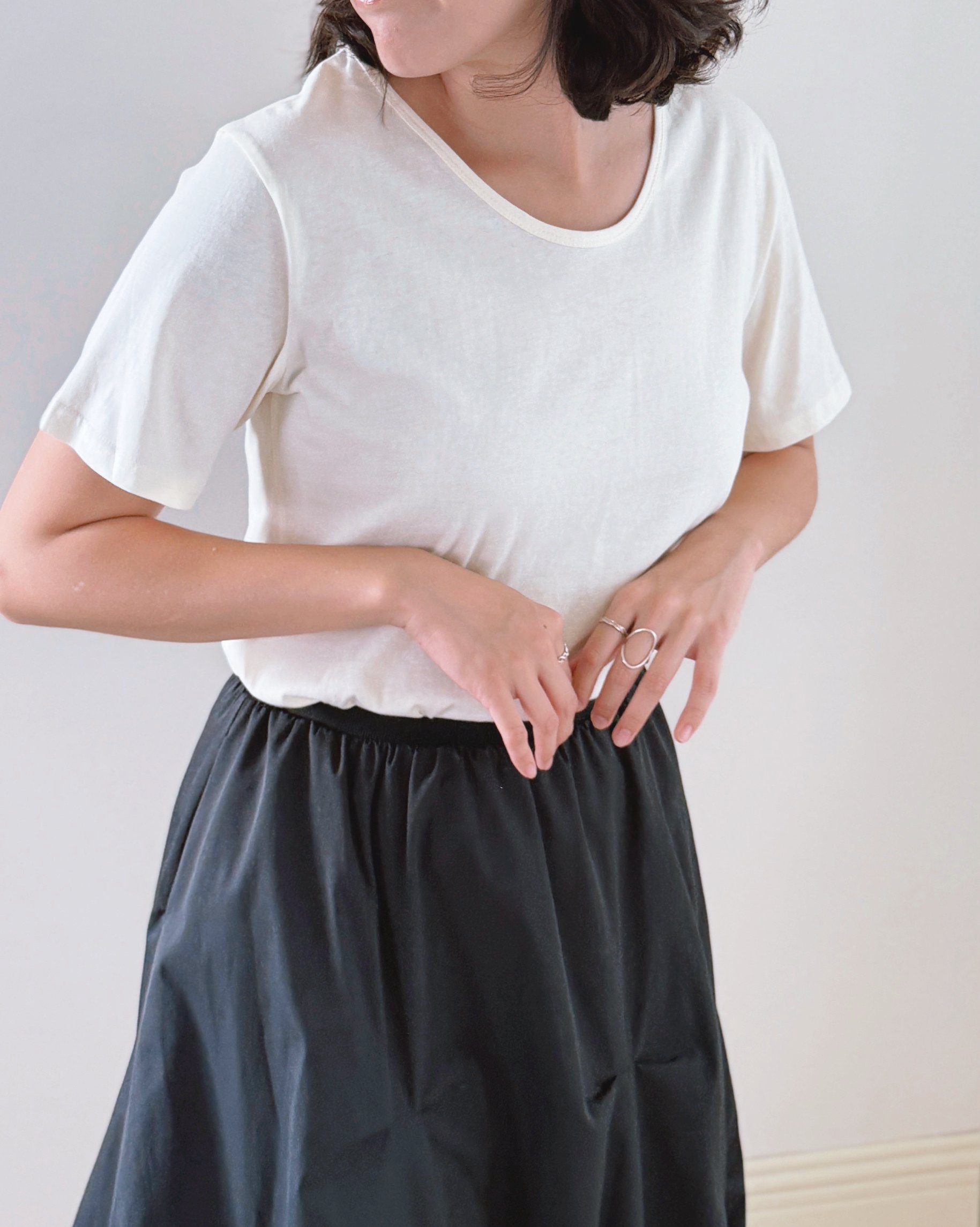 親膚手感後縫Tee-杏