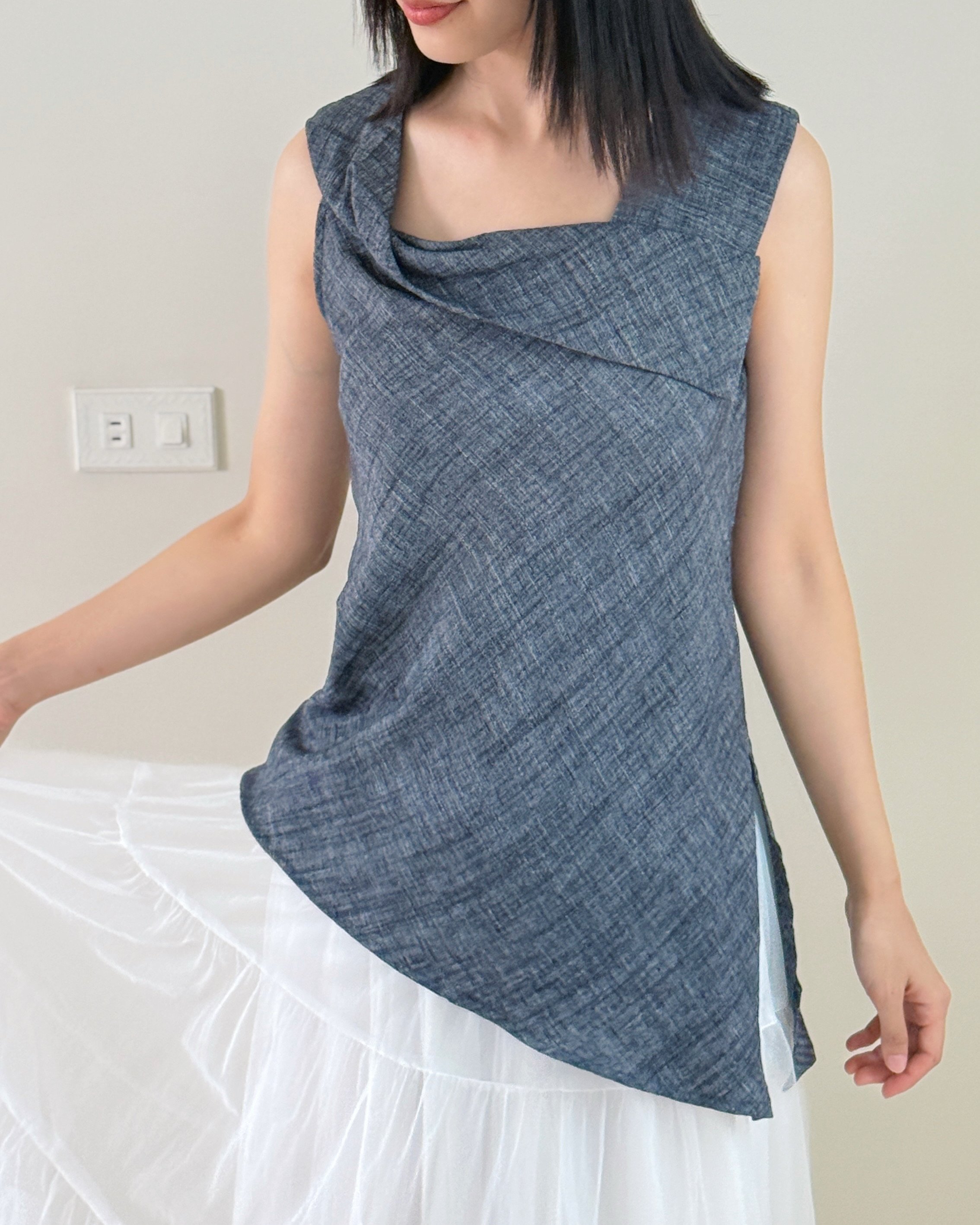 設計款不規則剪裁上衣