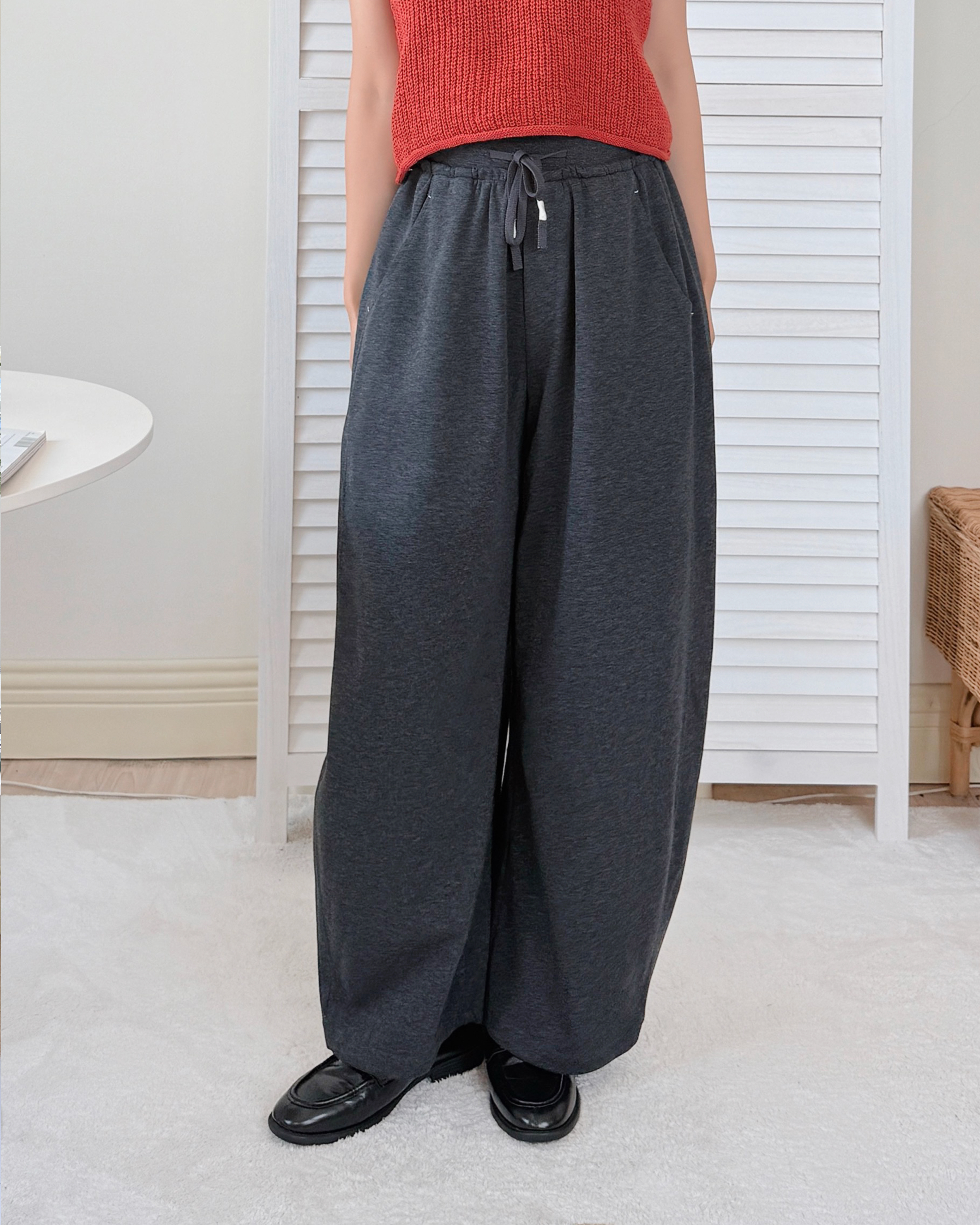 顯瘦鬆緊彎刀褲-深灰