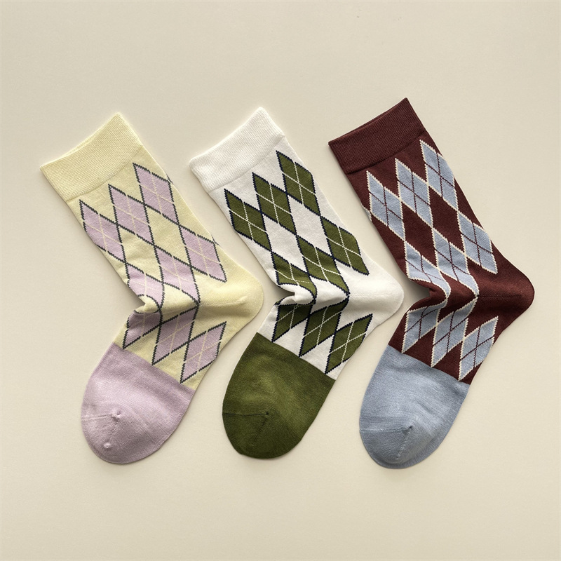 日系復古撞色菱形中筒襪   71