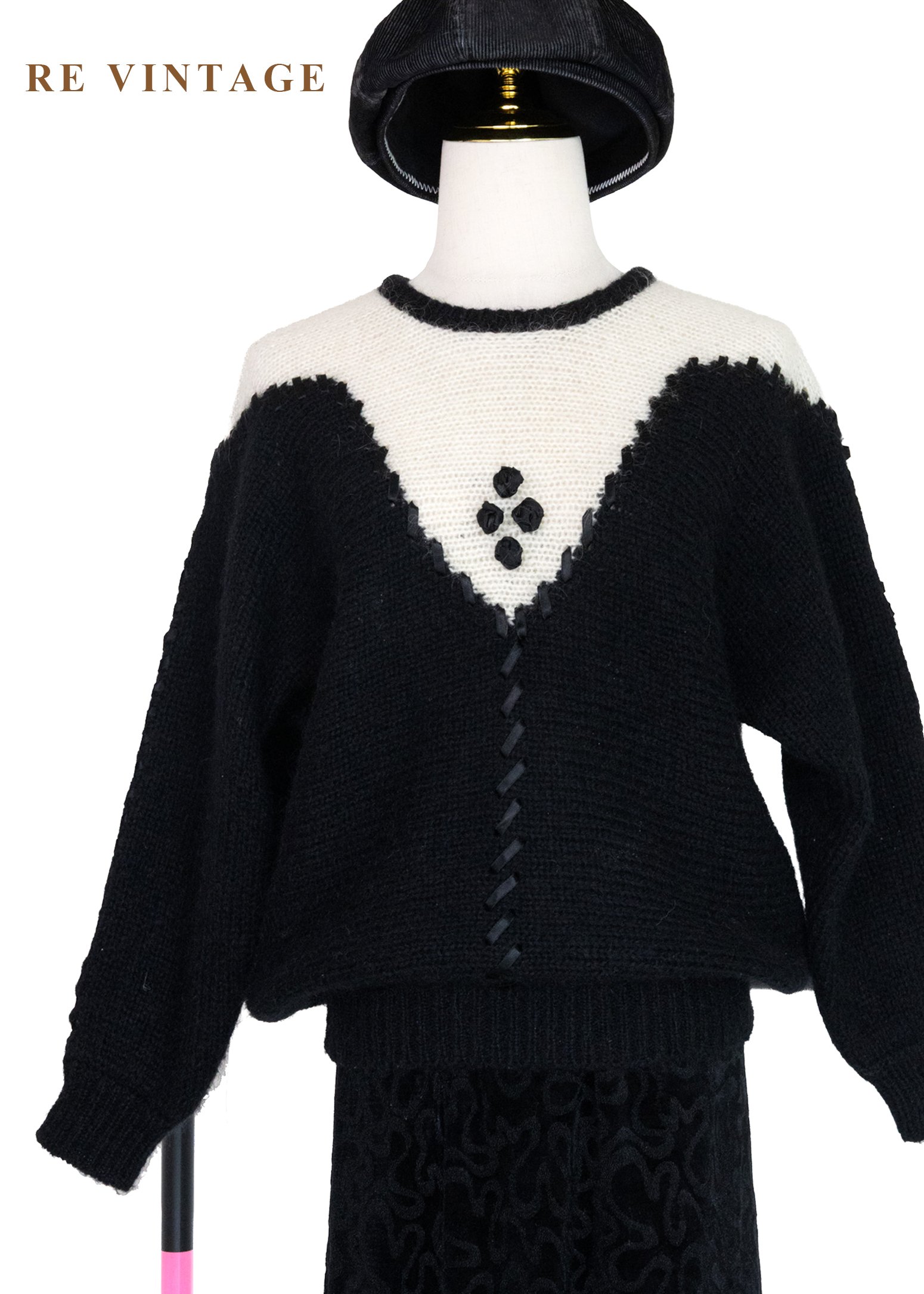 V型黑白序曲溫柔的夢針織毛衣