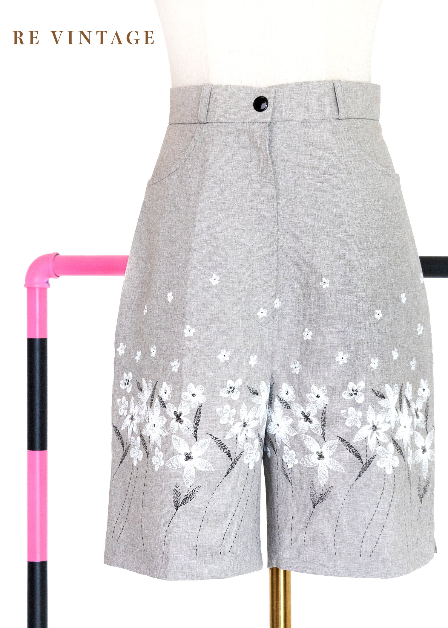 套裝短褲 - 日系花卉霧灰小花短褲（26"）