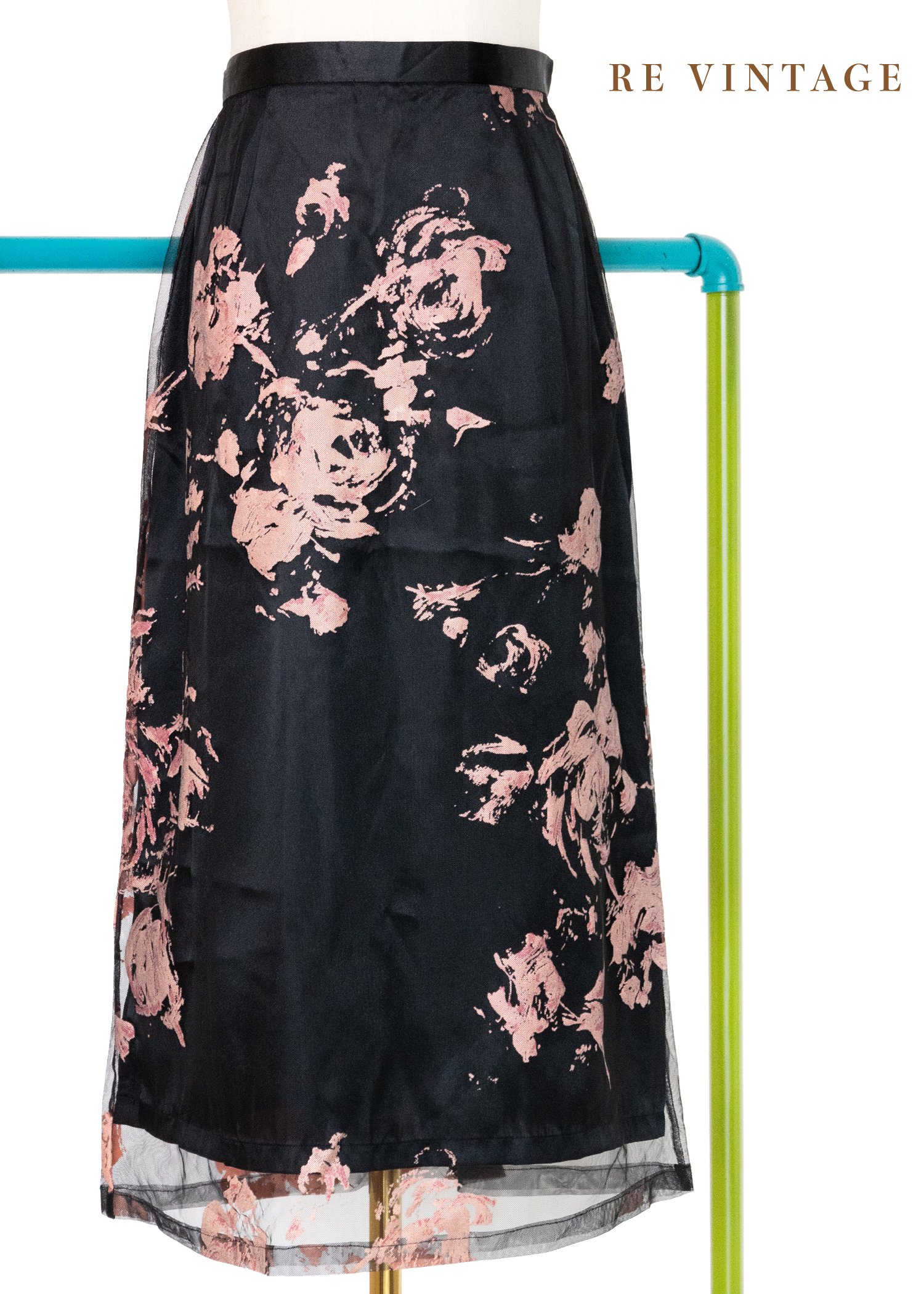 質感單品 - Pink Clouds 黑網紗美裙（28"）