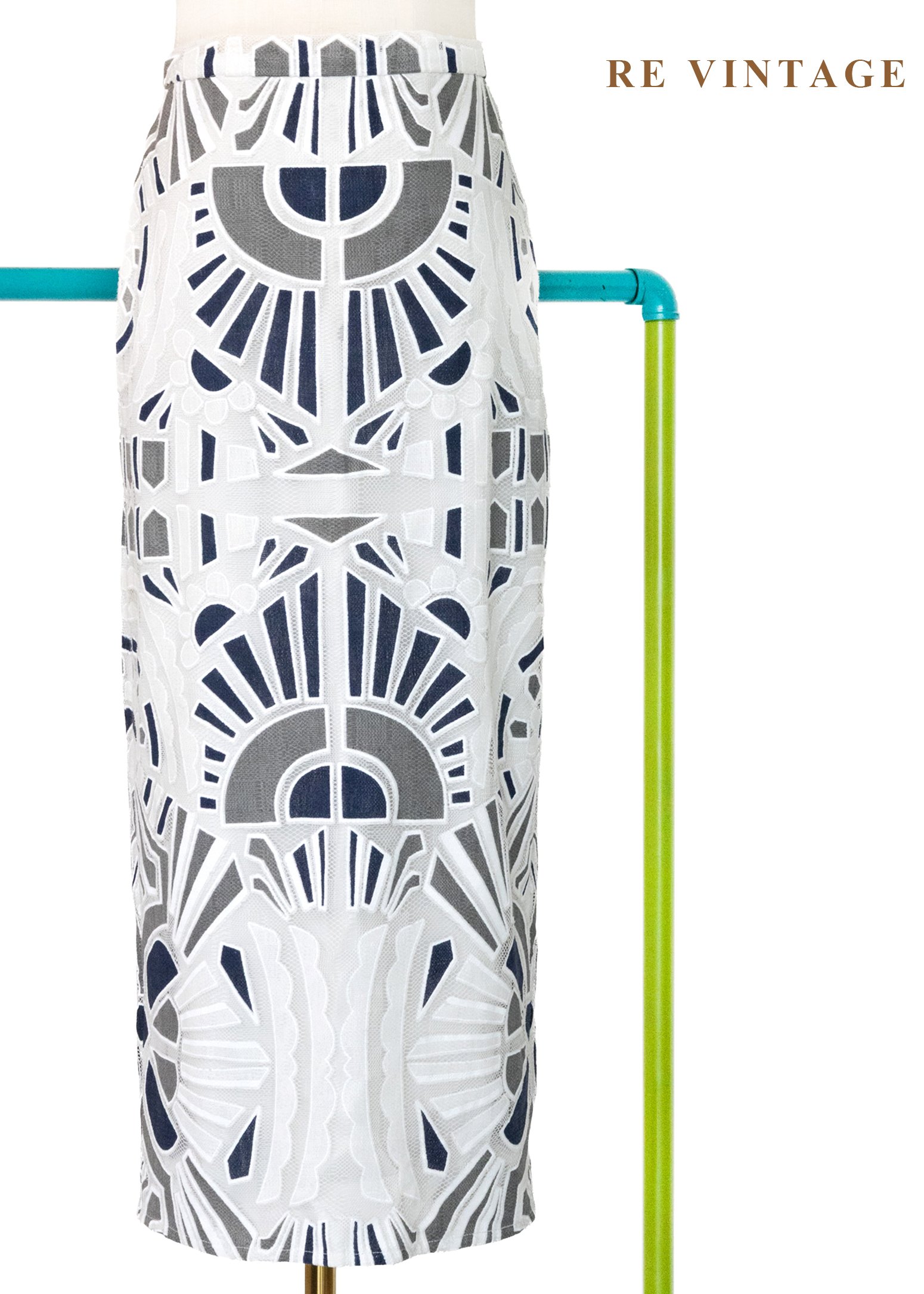 建築美學 - 堆疊工藝俐落美裙（28"）