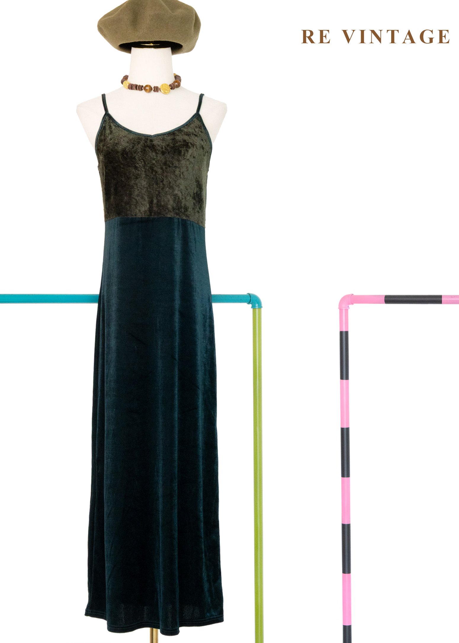 質感單品 - 柔霧深綠與苔綠光影細肩長洋裝