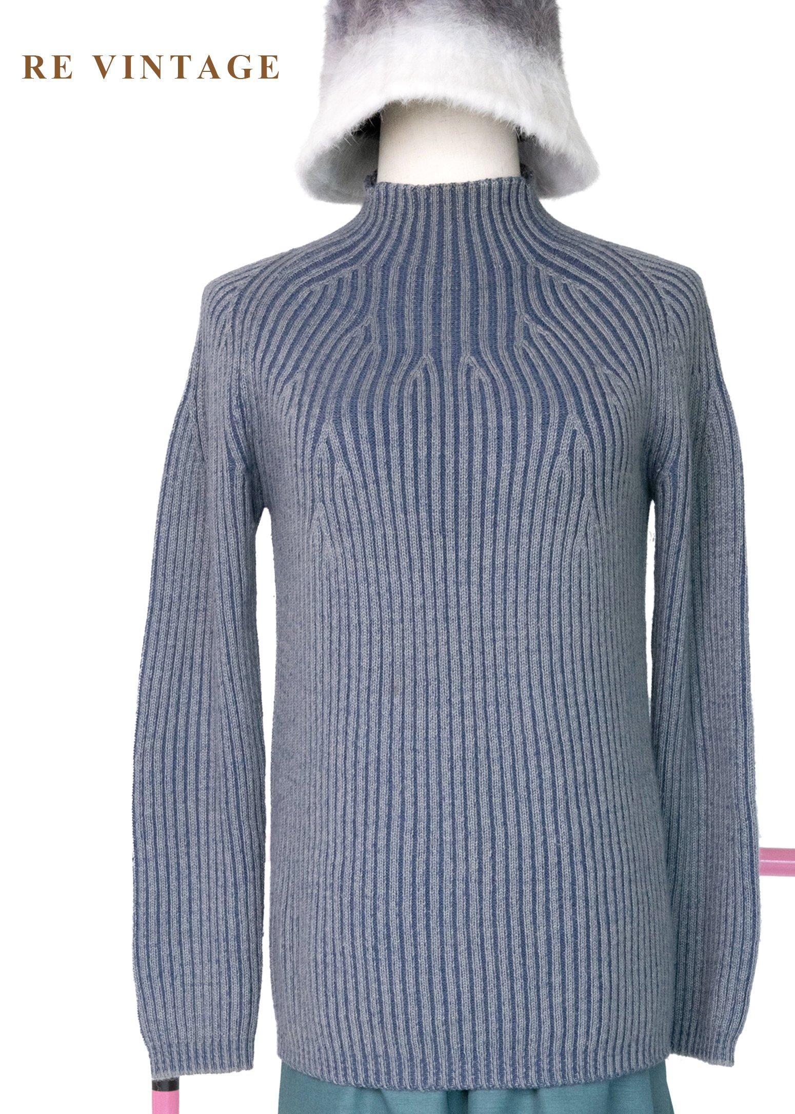 洗舊藍放射立體線條織紋套頭毛衣