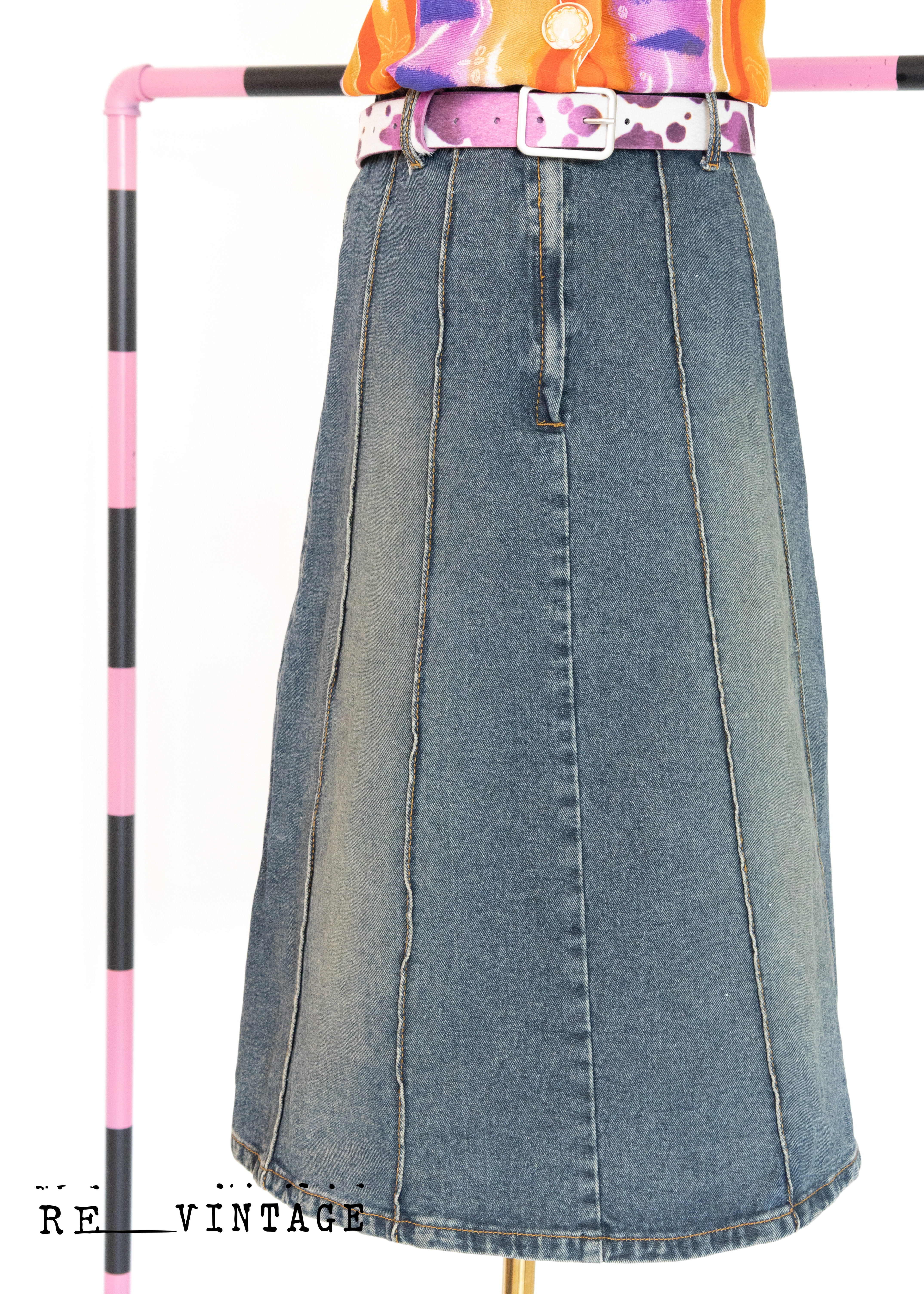 凸凸の直線條高腰牛仔裙（26"）