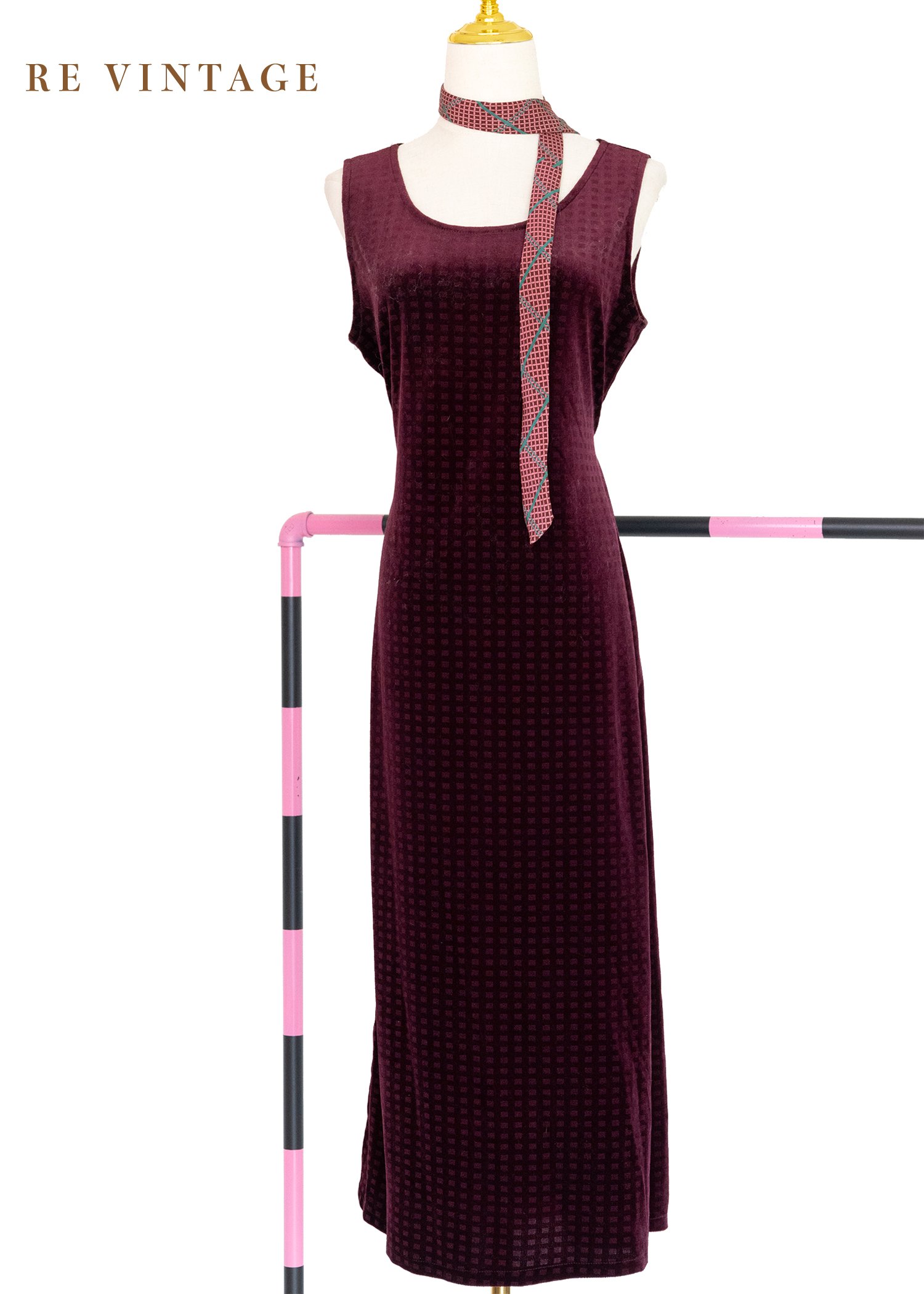 紅酒色格紋絨布洋裝