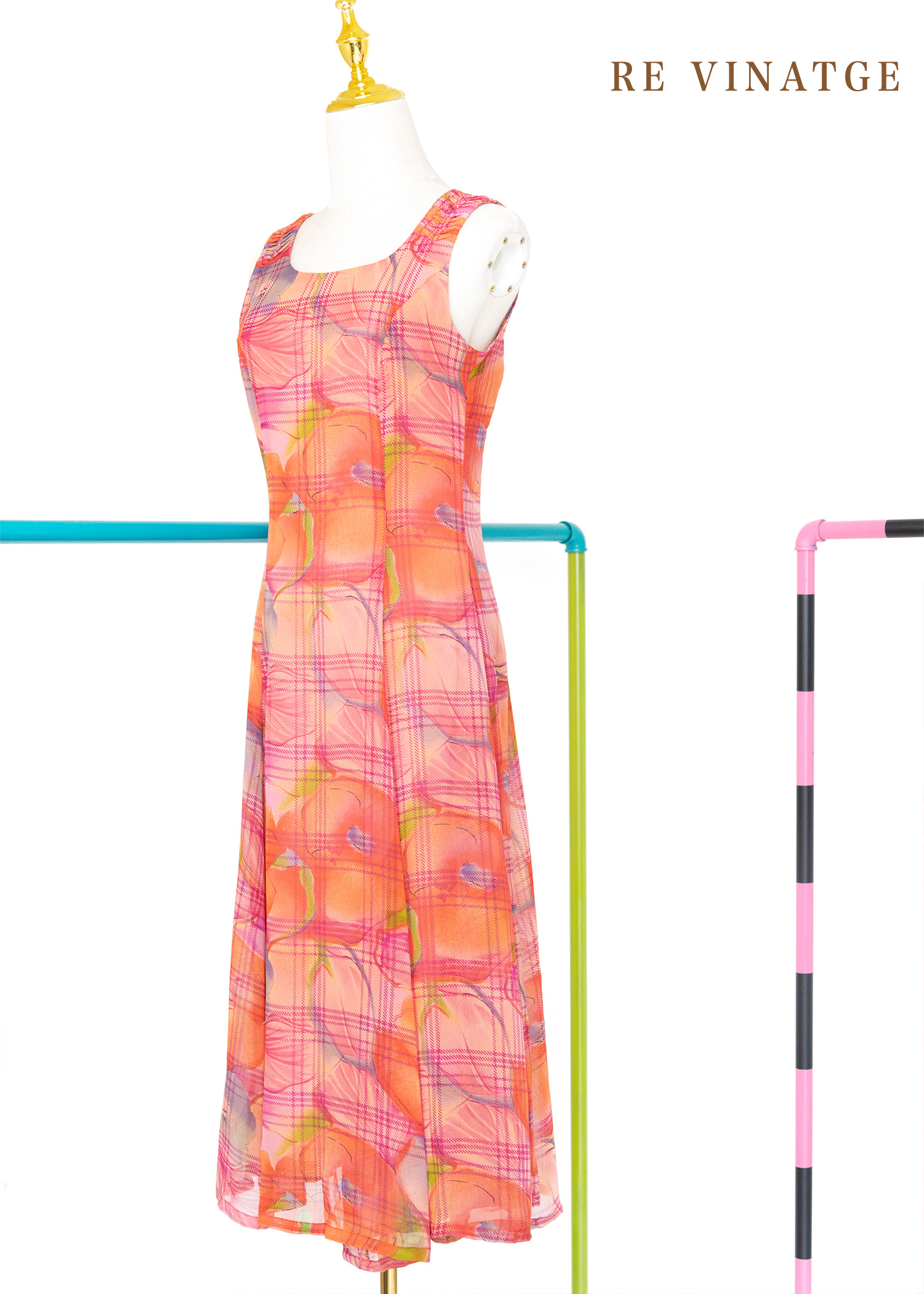 粉紅大花格紋雪紡長洋裝