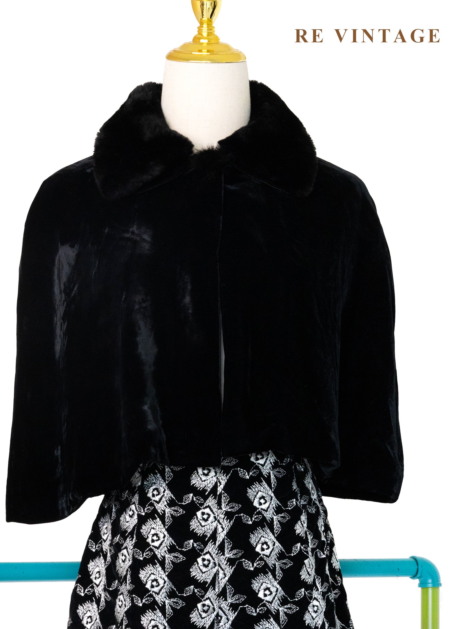 歐系毛絨氣質迷人短版披風