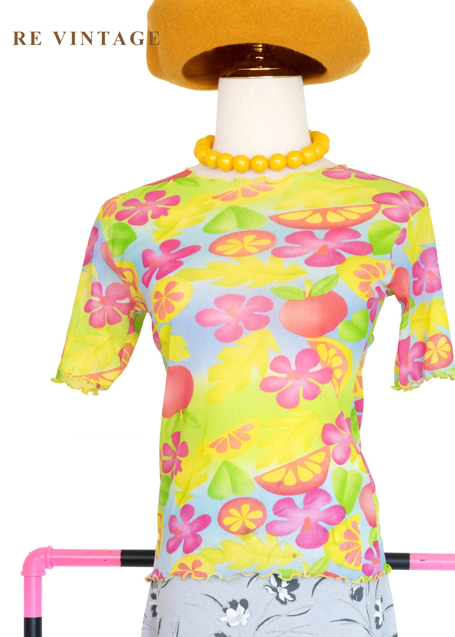 熱帶的花朵拼盤上衣