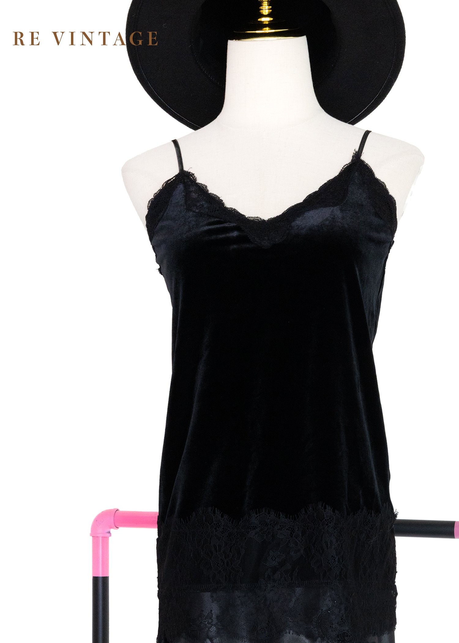 質感單品 - 黑絨蕾絲細肩帶背心