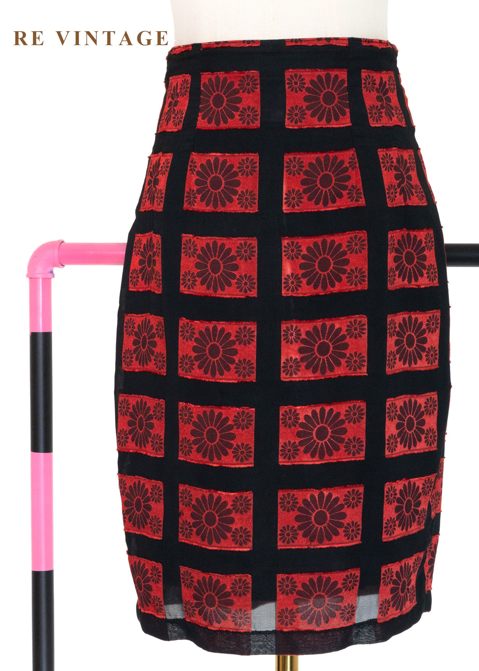 紅黑花朵定格照片高腰短裙（29"）