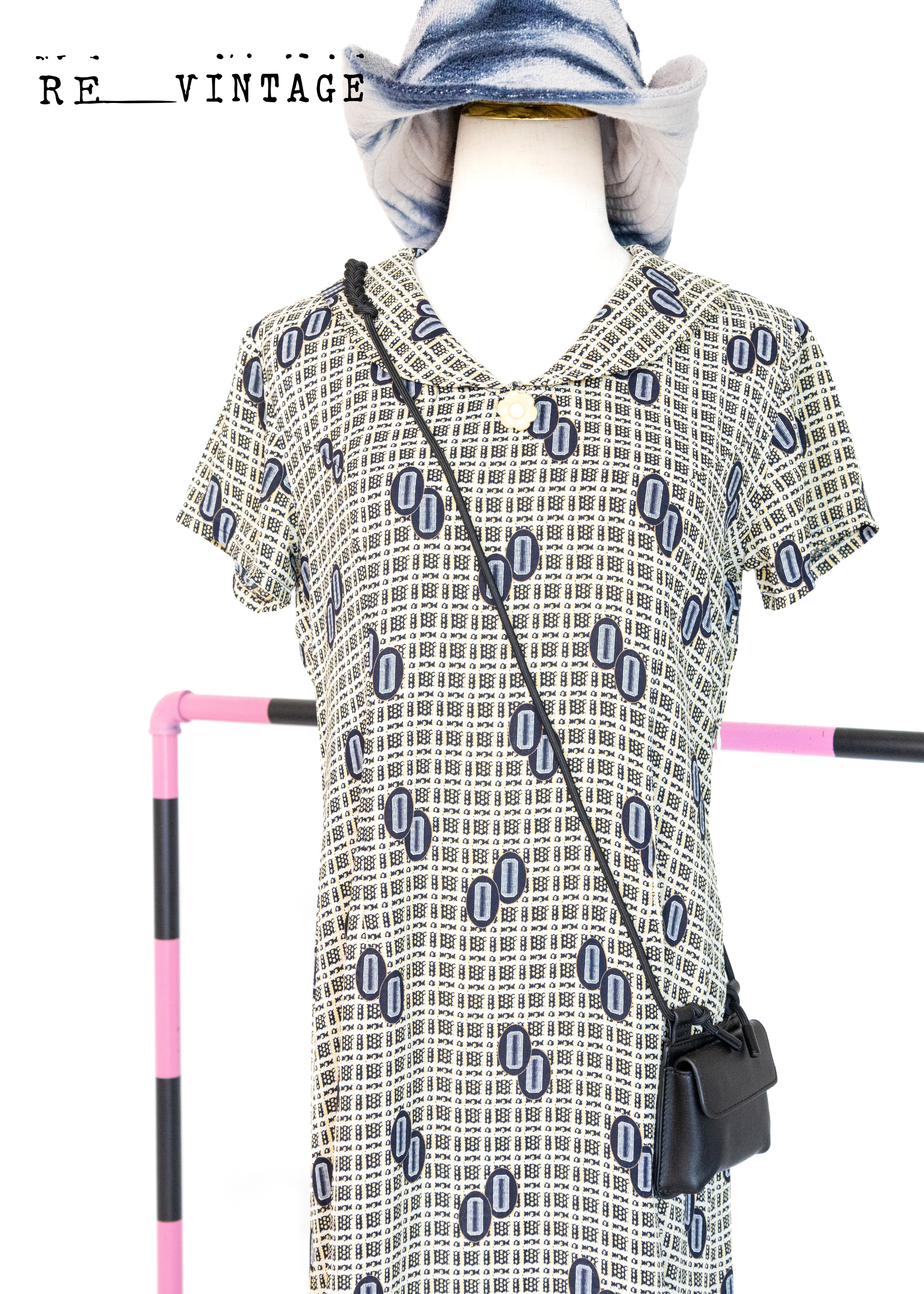 錢錢銅幣機格紋洋裝