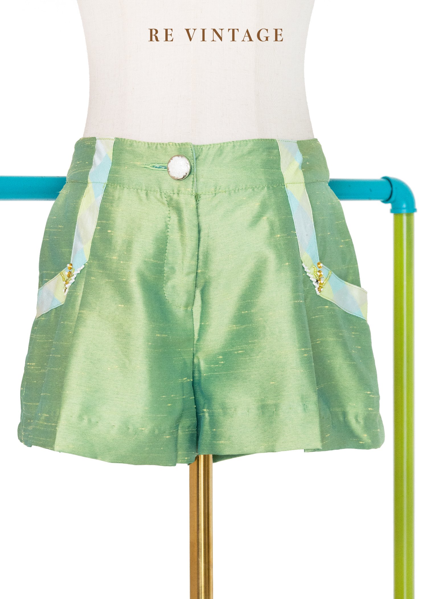 Green Flash  格紋珠珠迷你短褲（26"）