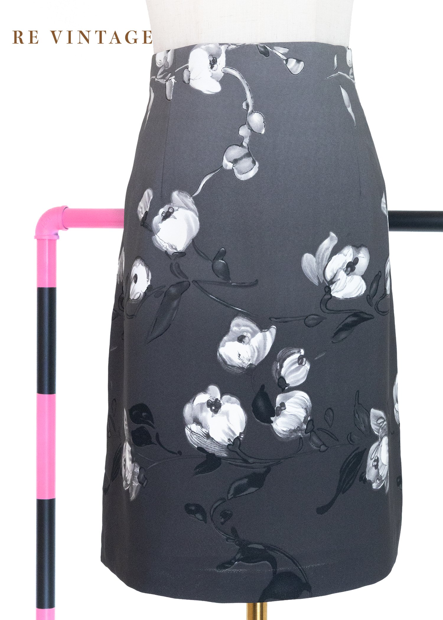 黑灰漸層水墨花短裙（28"）