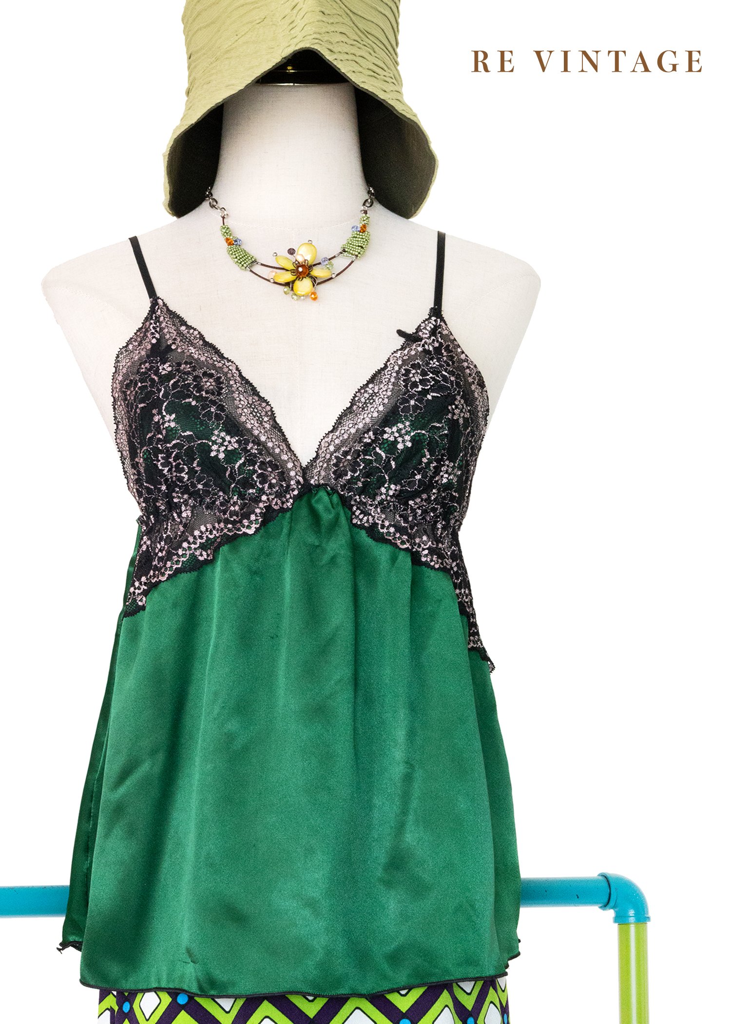 翡翠幻境黑蕾絲小背心