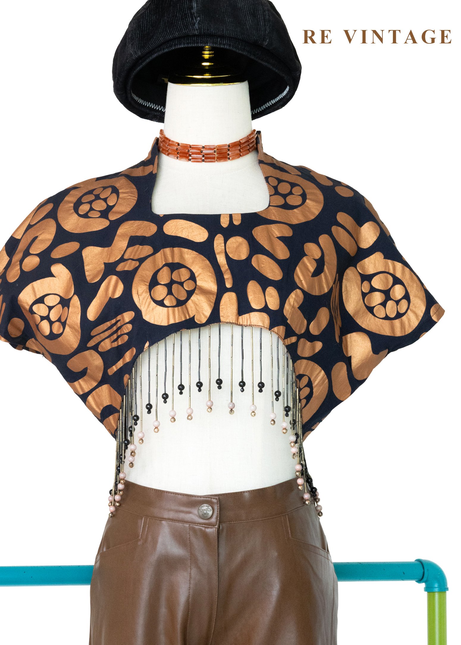 爵士年代的金色雨絲造型上衣