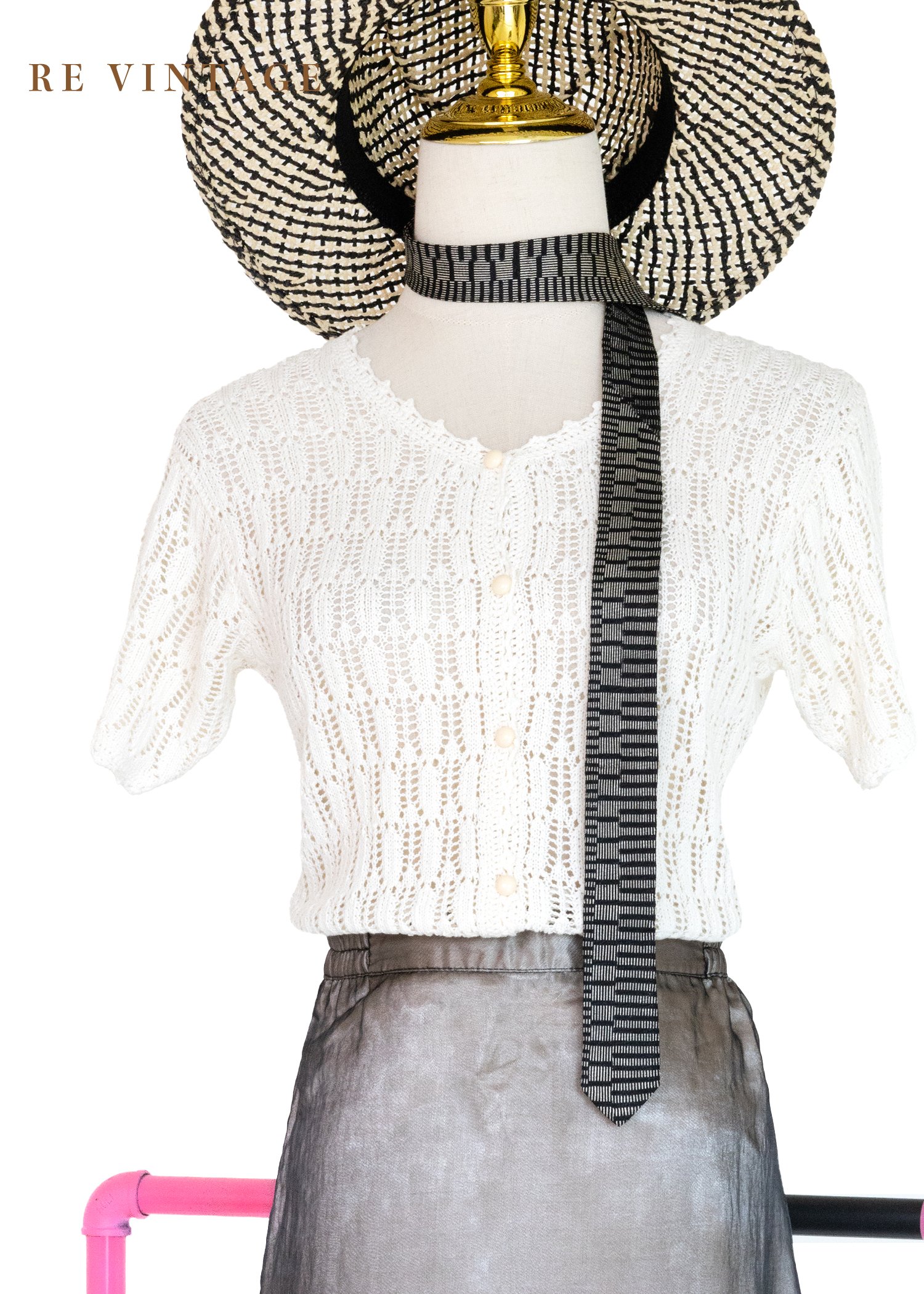 柔白編織紋理短袖上衣