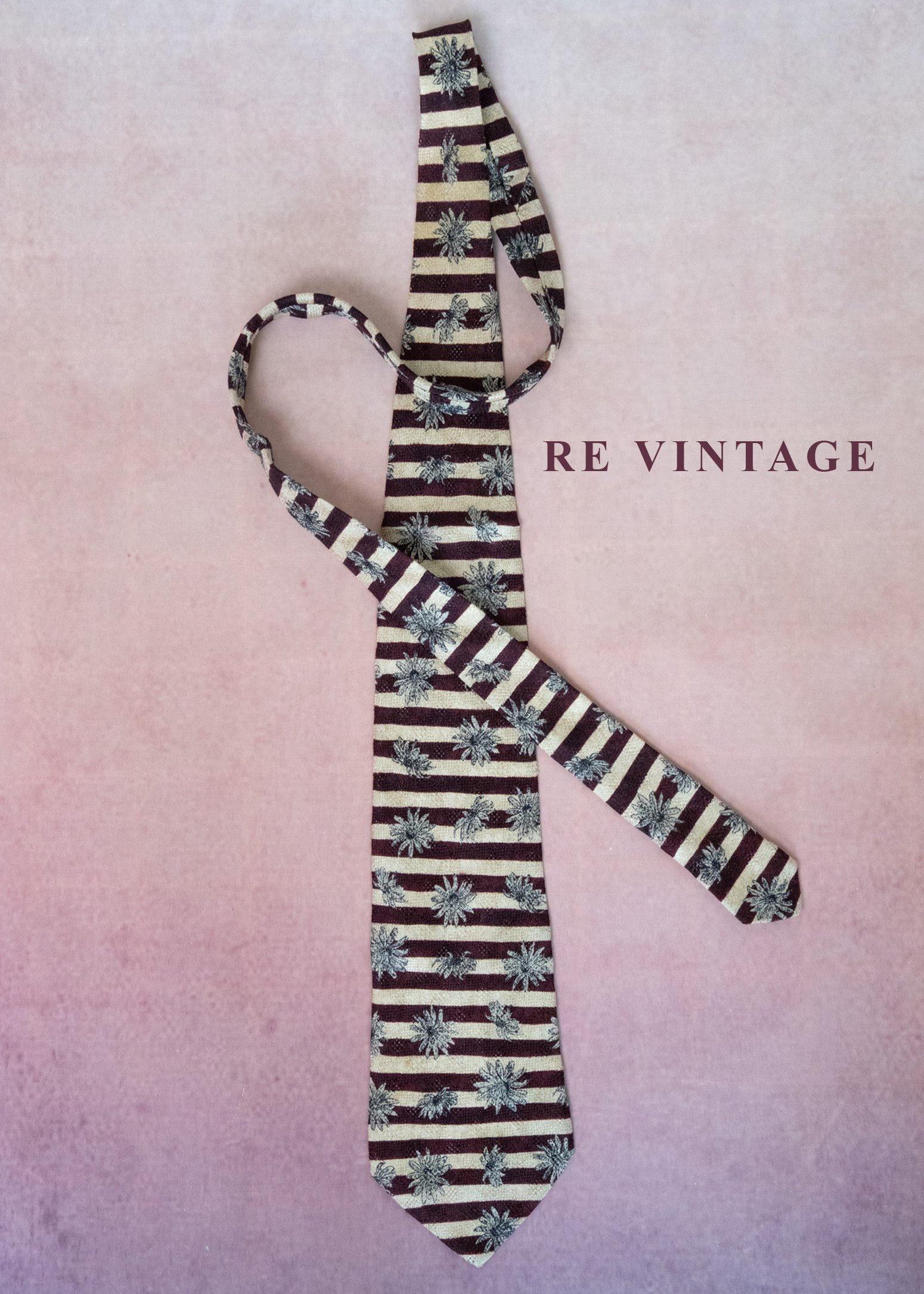 紅棕色越界雛菊領帶