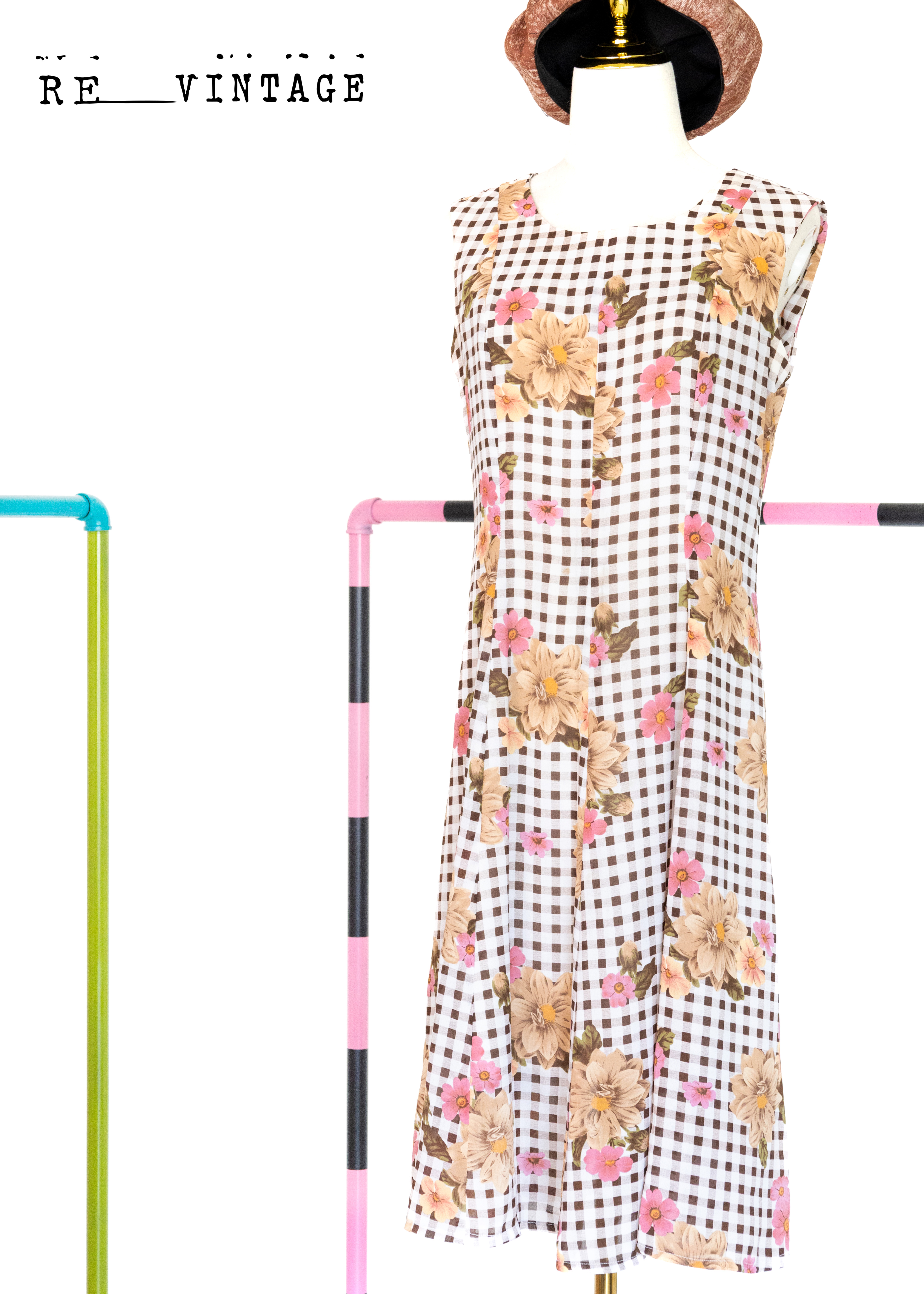 巧克力小格紋粉紅小花中長版洋裝