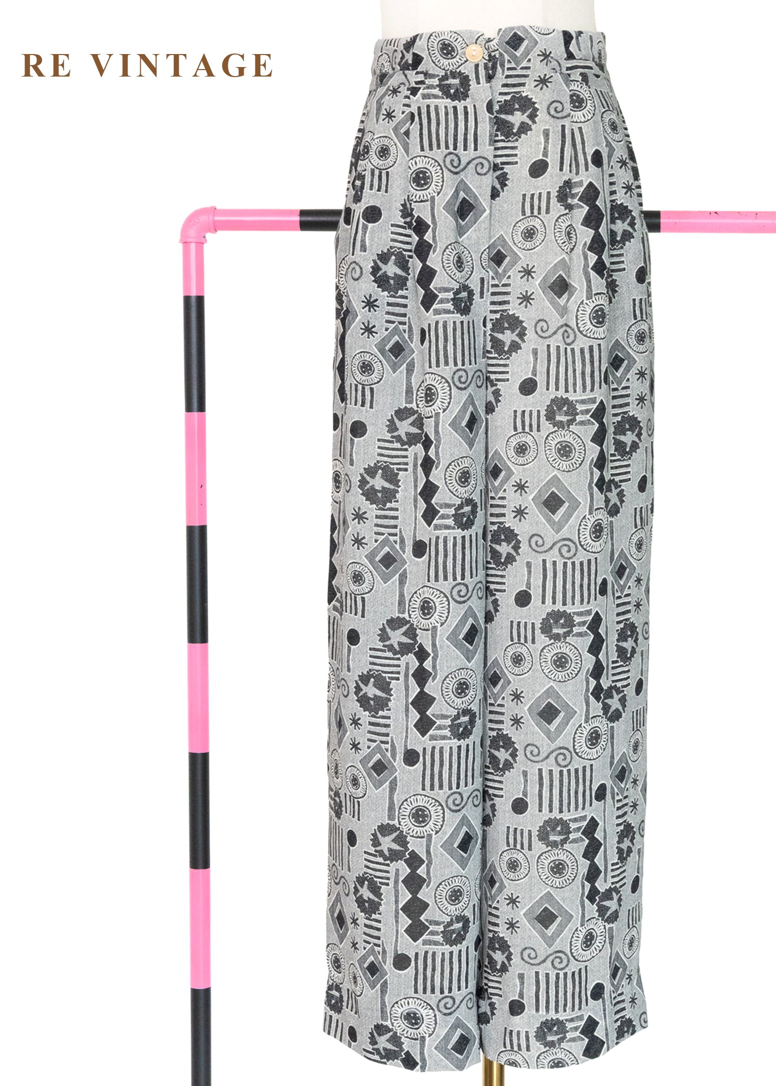 摩登時代爵士圖騰滿版印花高腰寬褲（25"）