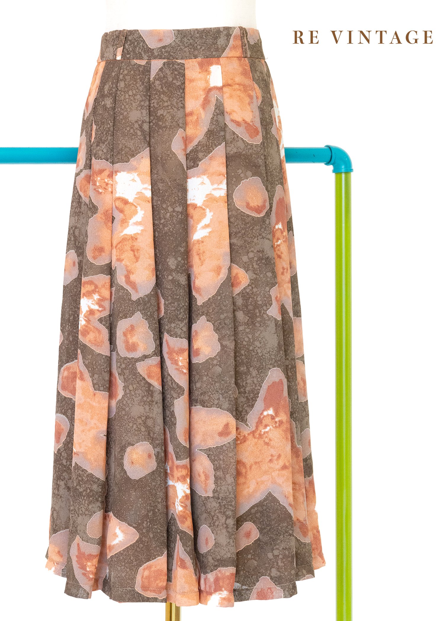 岩層和日落交融光斑美裙（27-28"）