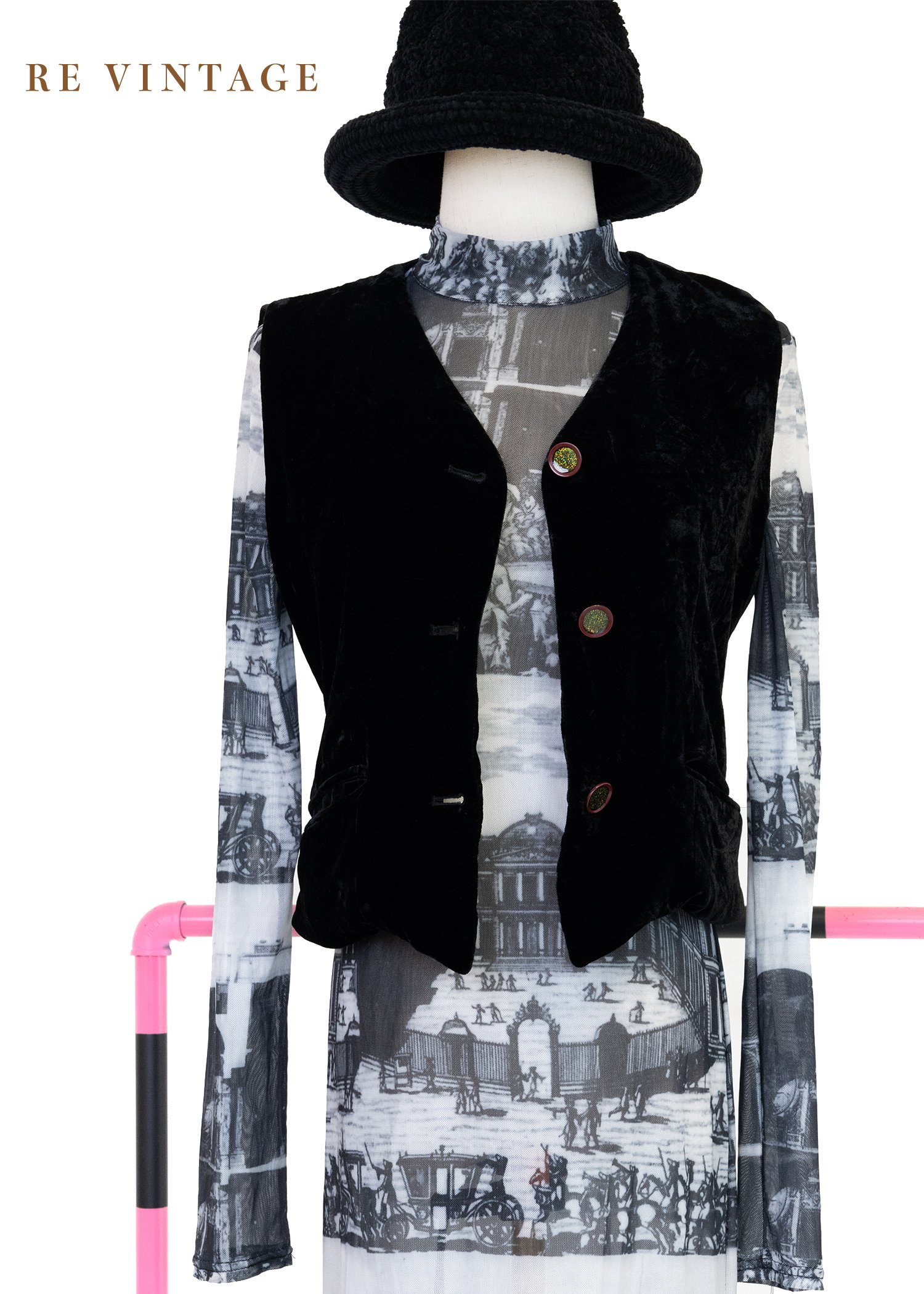 Magic wand 小花與絨布西裝小背心