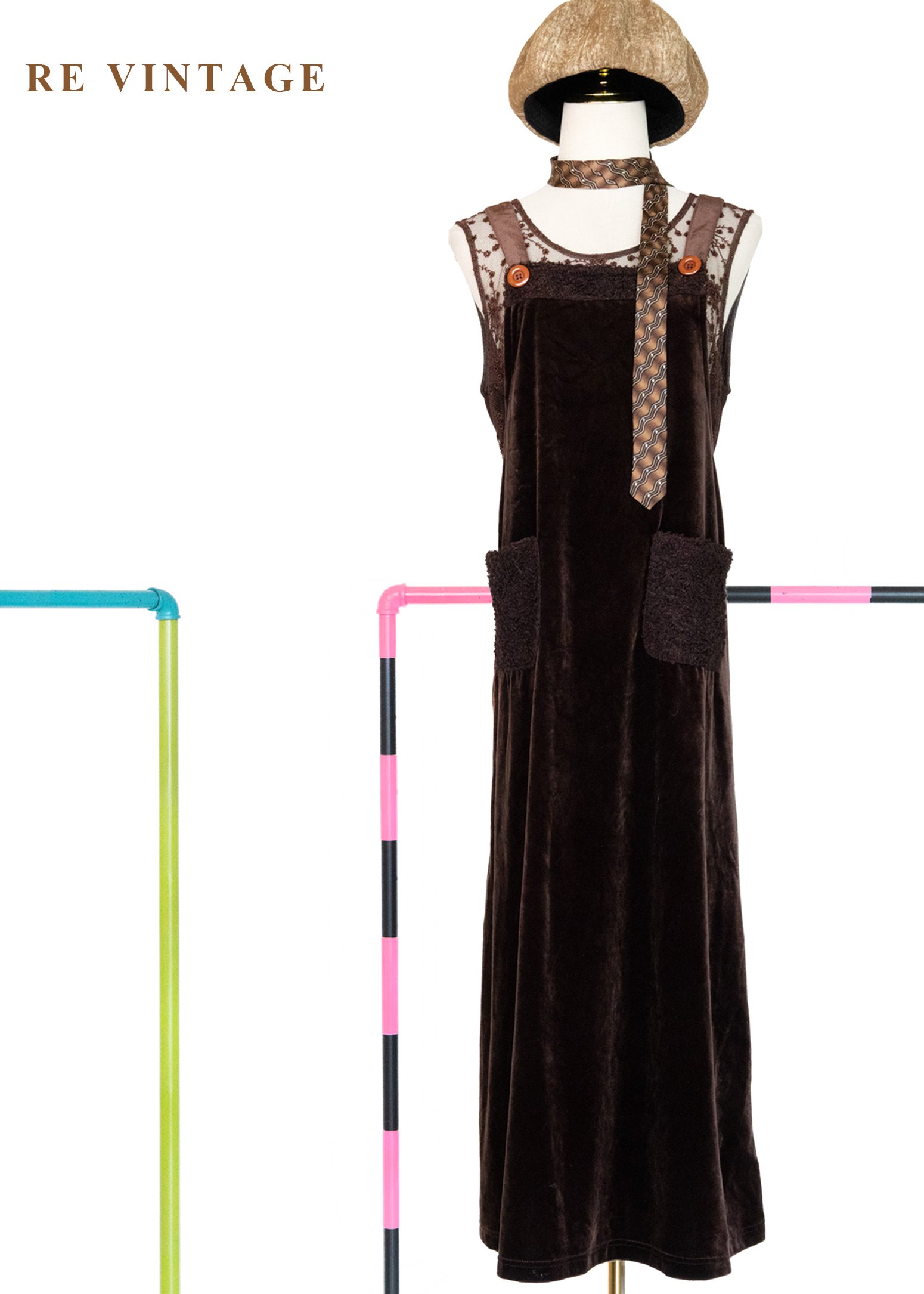 香港製 - 泰迪熊熊深棕毛絨大口袋連身長洋裝