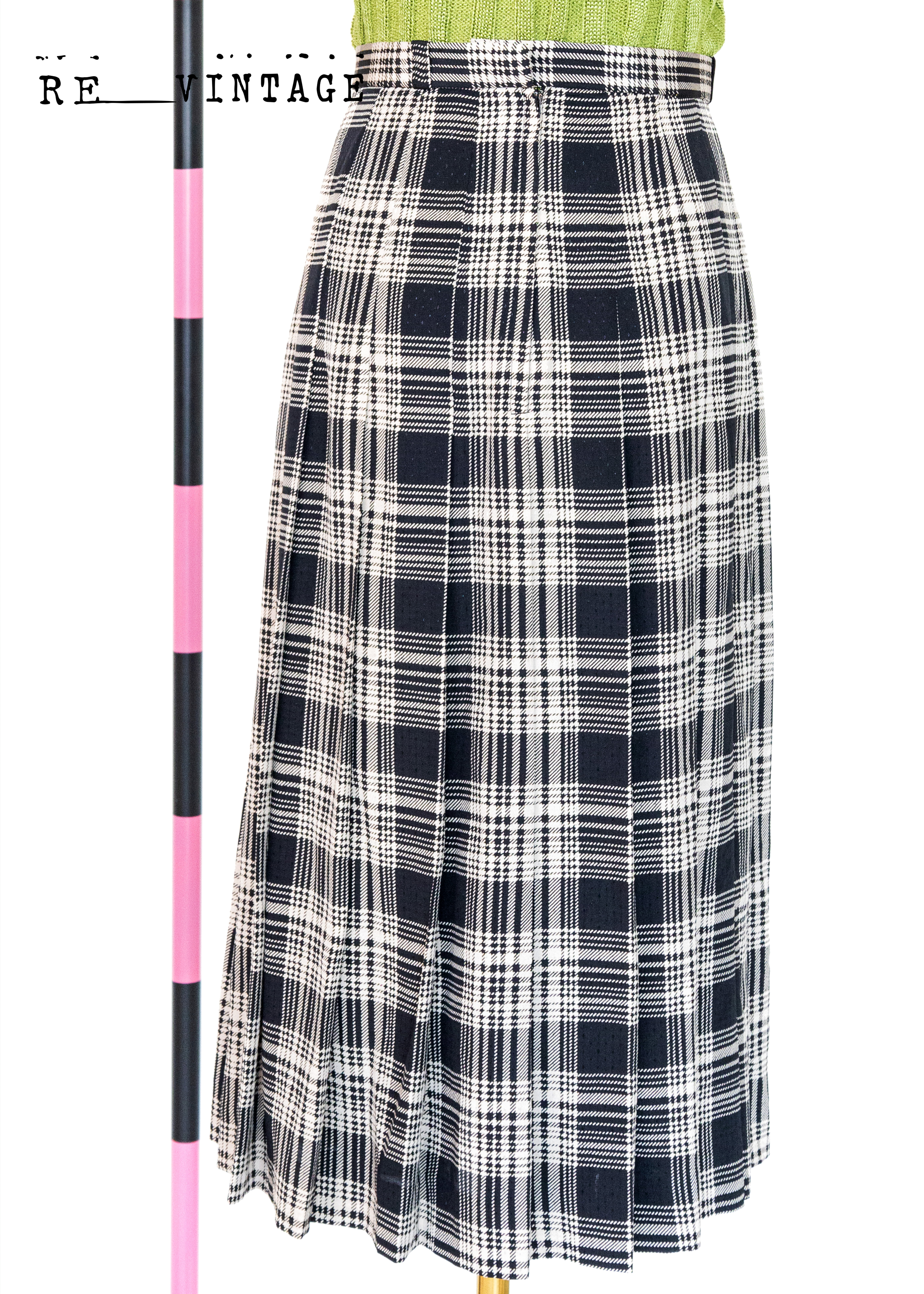 輕薄黑白格百褶裙