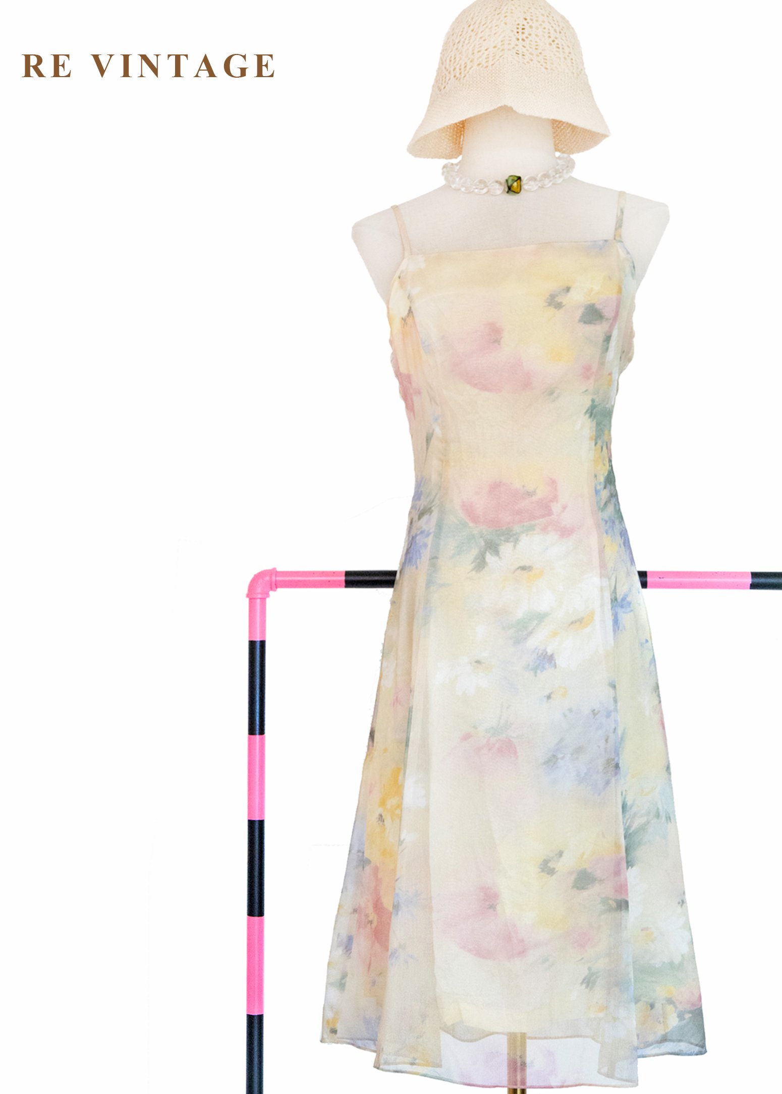 晨曦油畫 - 渲染碎花細肩帶洋裝