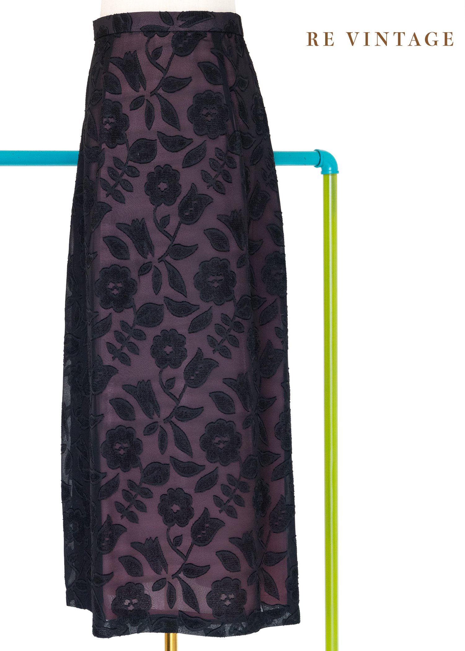 Pink Lemonade 黑色小花長裙（27"）