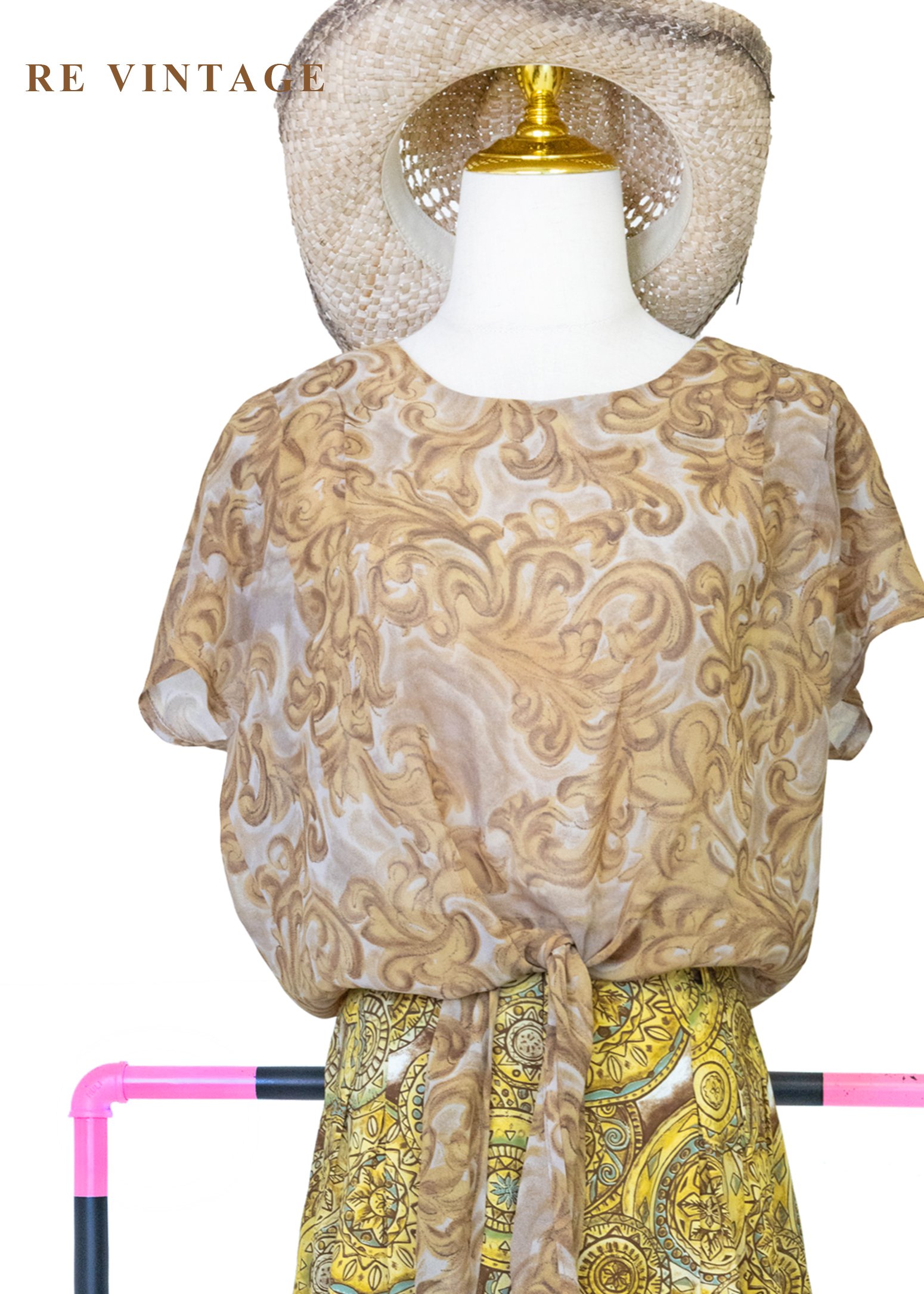 拿坡里的午後遺蹟 - 古典巴洛克雕花透膚衫