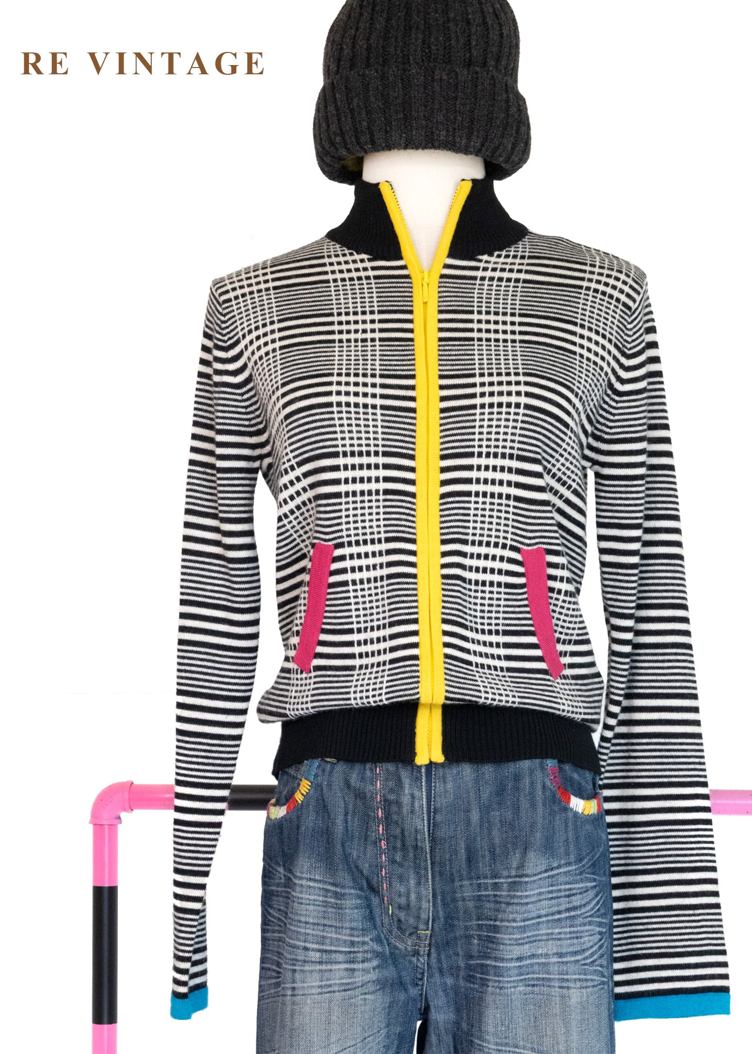 Sporty撞色黑格紋針織外套