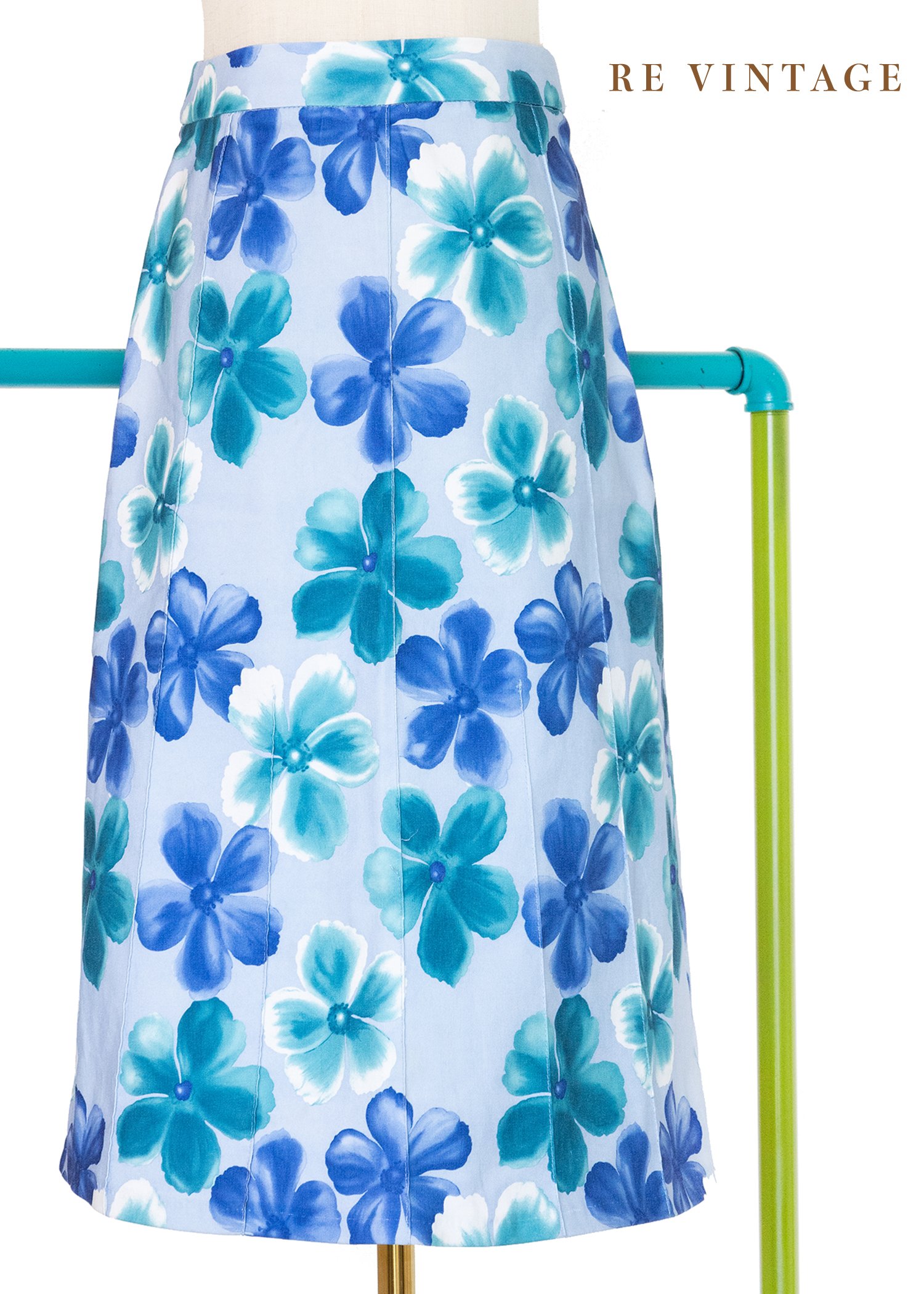 Icy Blue 藍花盛開中長裙（25"）